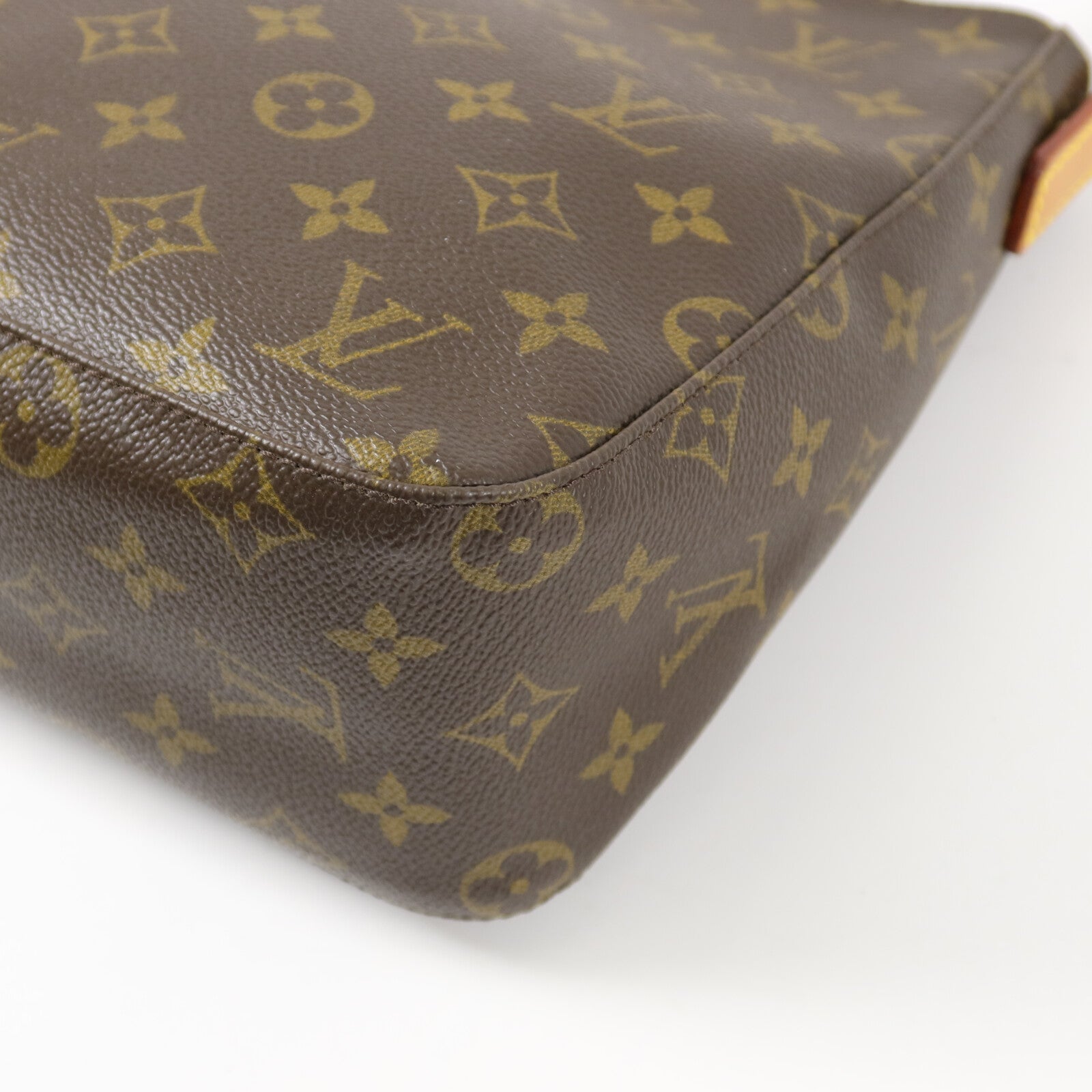 LOUIS VUITTON Monogram Looping MM肩背袋