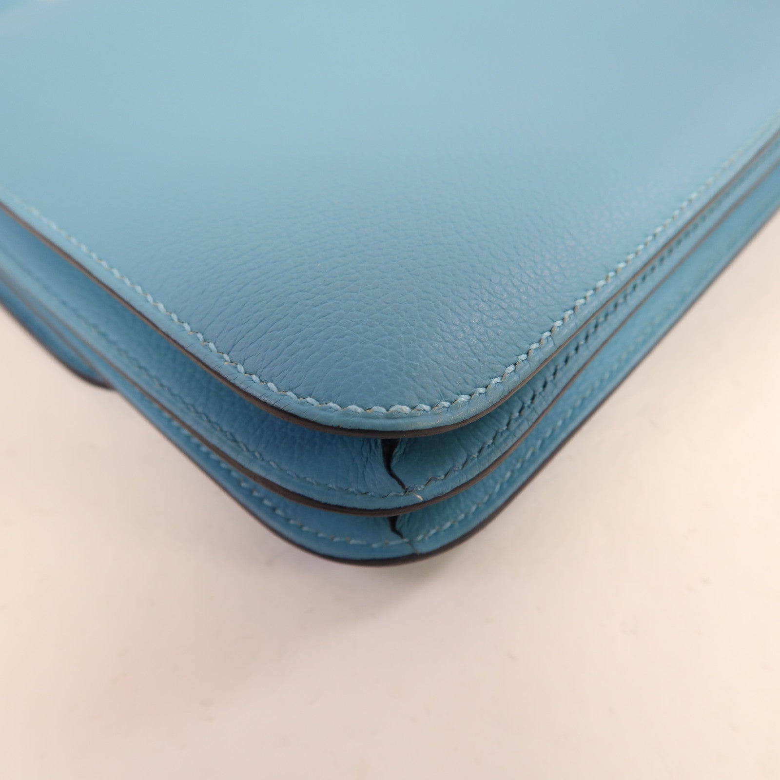 HERMES 【激減優惠】Evercolor皮革Constance Mini銀扣肩背袋藍色