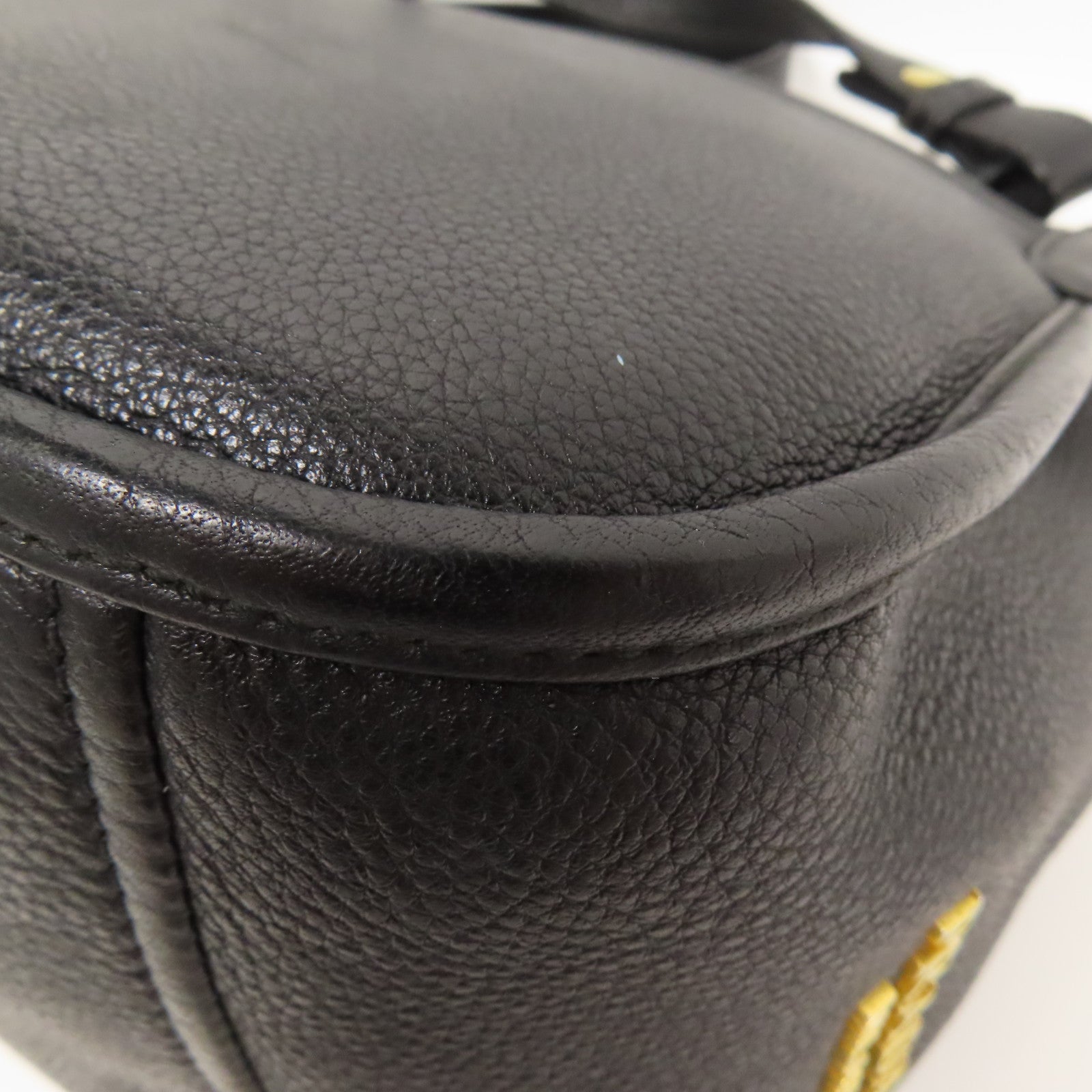 PRADA 牛皮皮革Shoulder Bag 金扣肩背袋