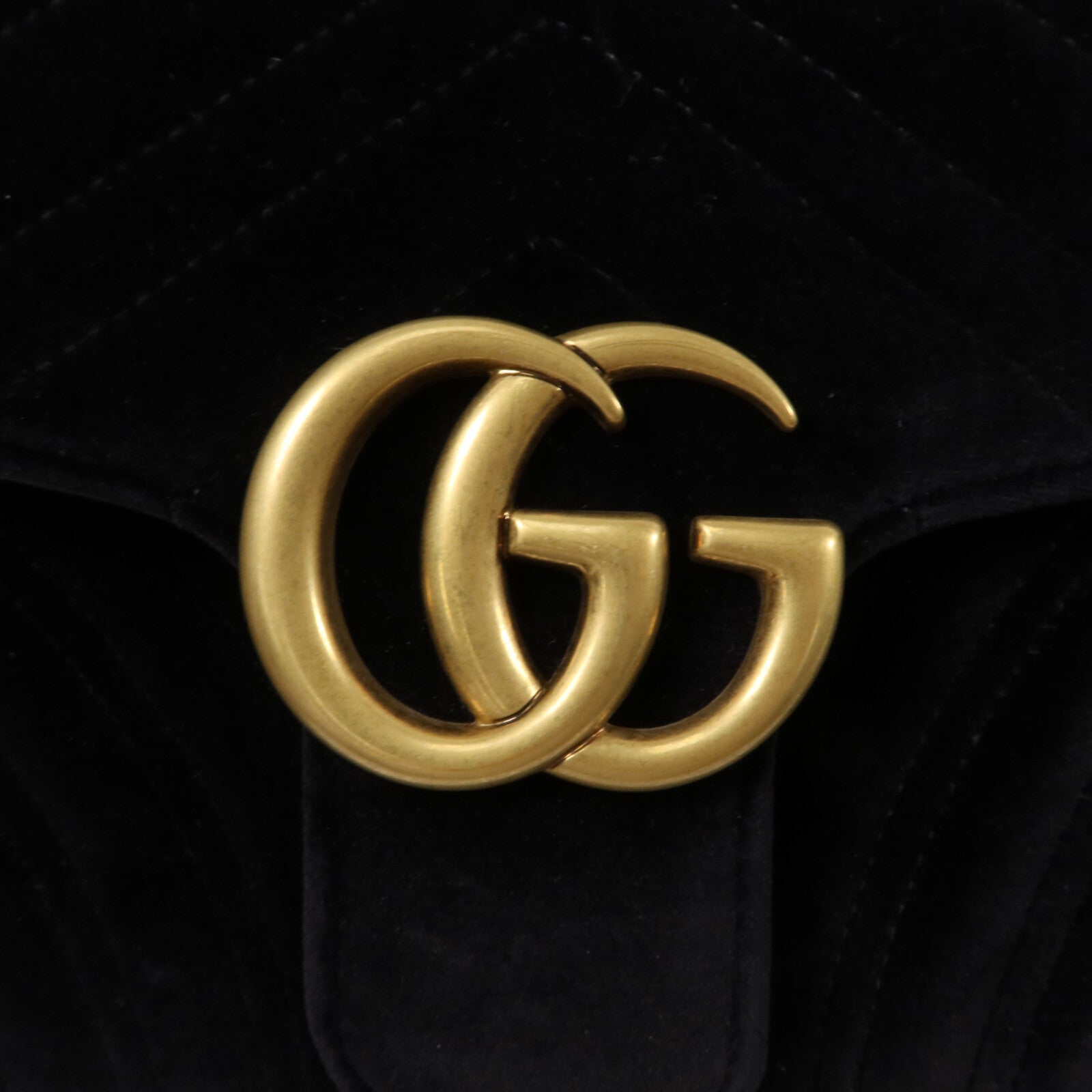 GUCCI 天鵝絨GG Marmont Shoulder Bag鏈帶肩背袋