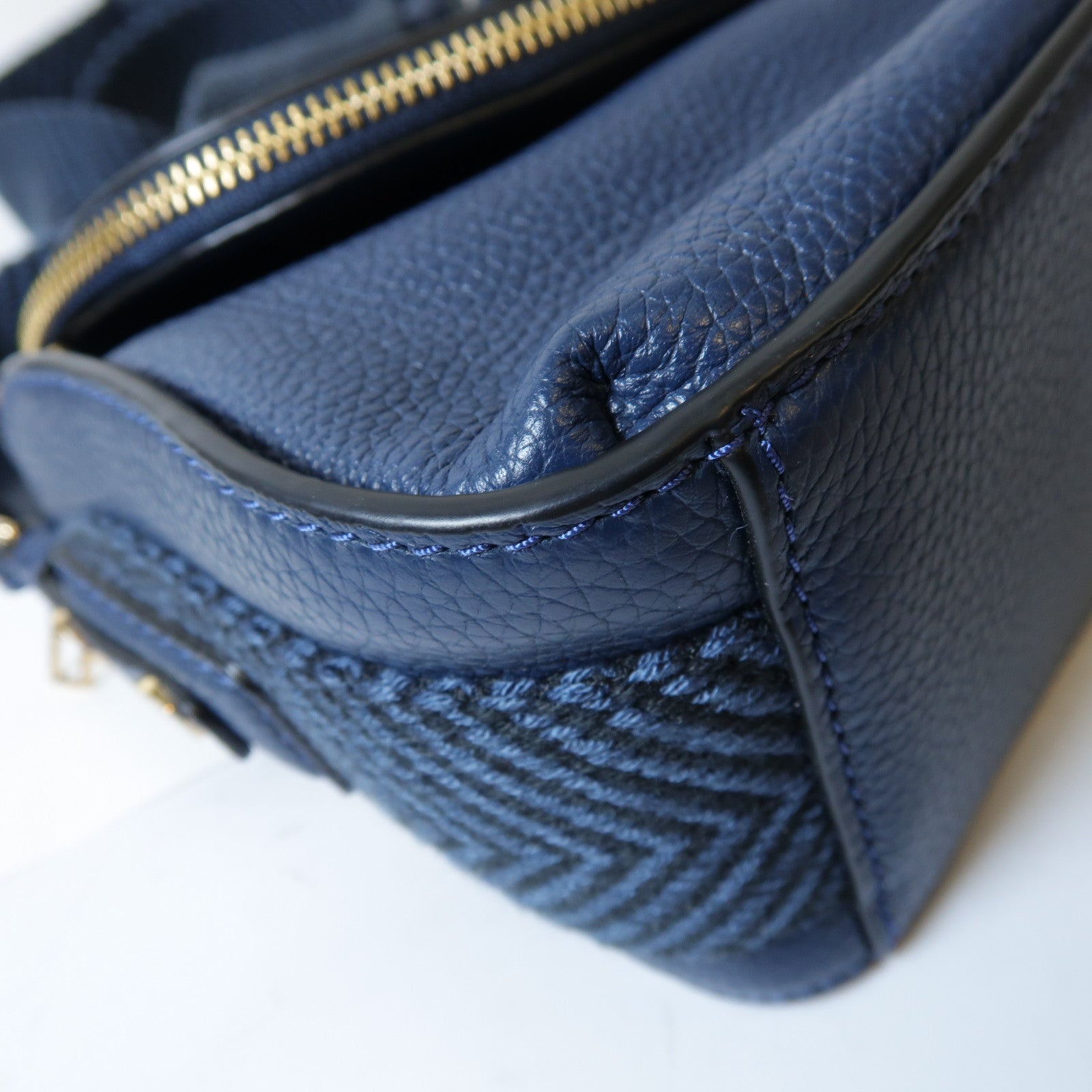 MARC JACOBS 【激減優惠】皮革Shoulder Bag金扣肩背袋藍色