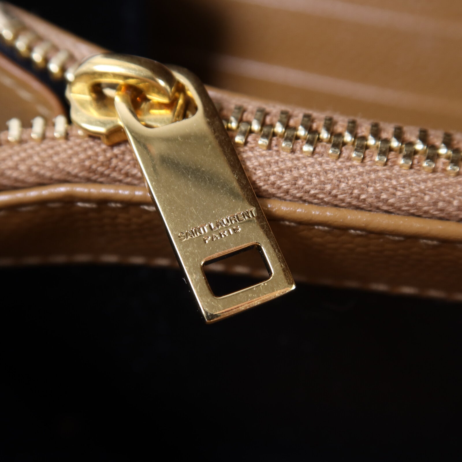 SAINT LAURENT 【激減優惠】牛皮皮革Large Flap Wallet金扣長錢包