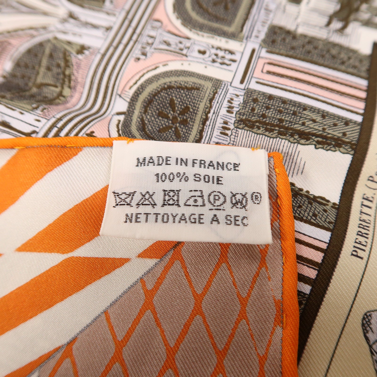 HERMES 絲質Scarf絲巾