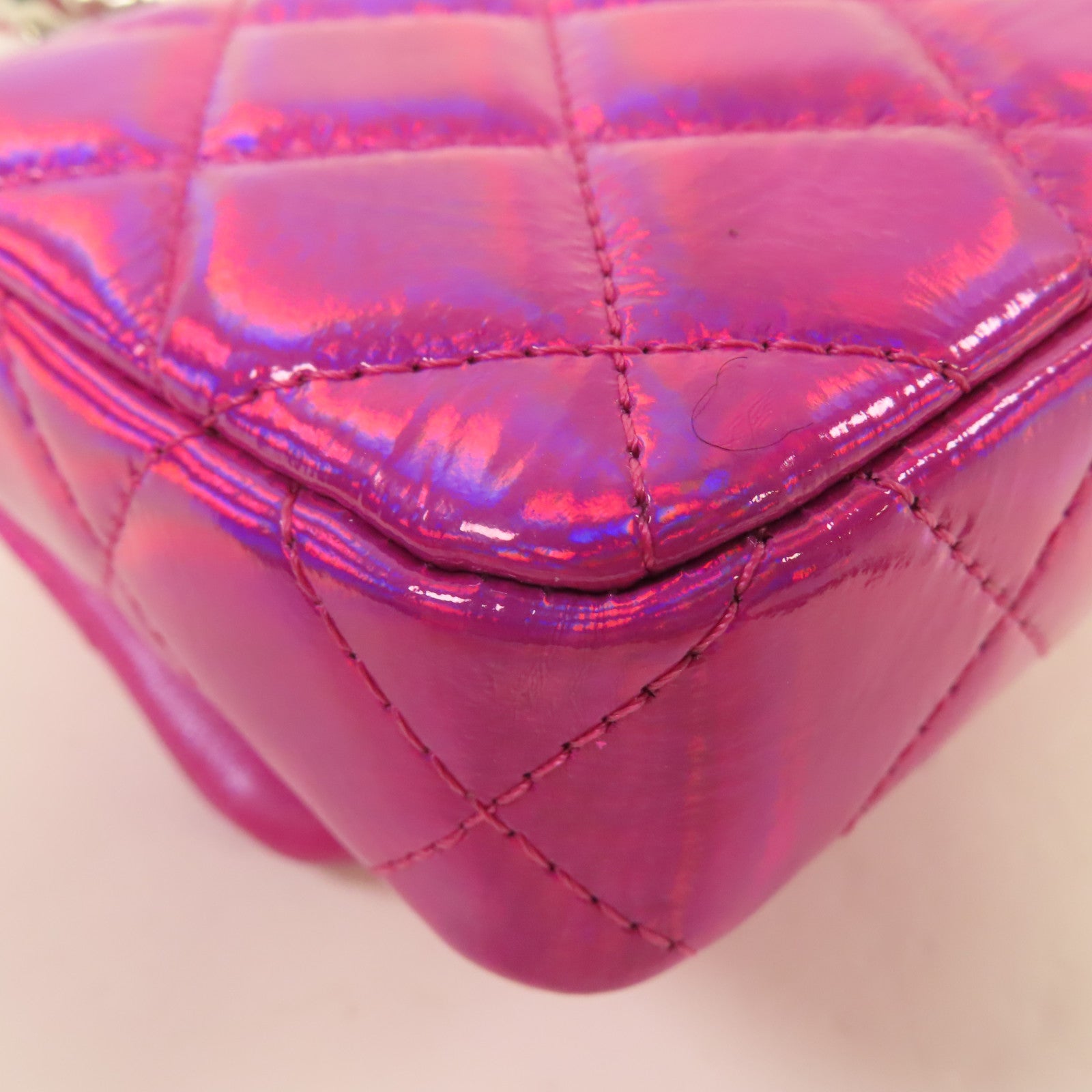 CHANEL 漆皮皮革Chain Handbag銀扣手挽袋虹彩粉紅色