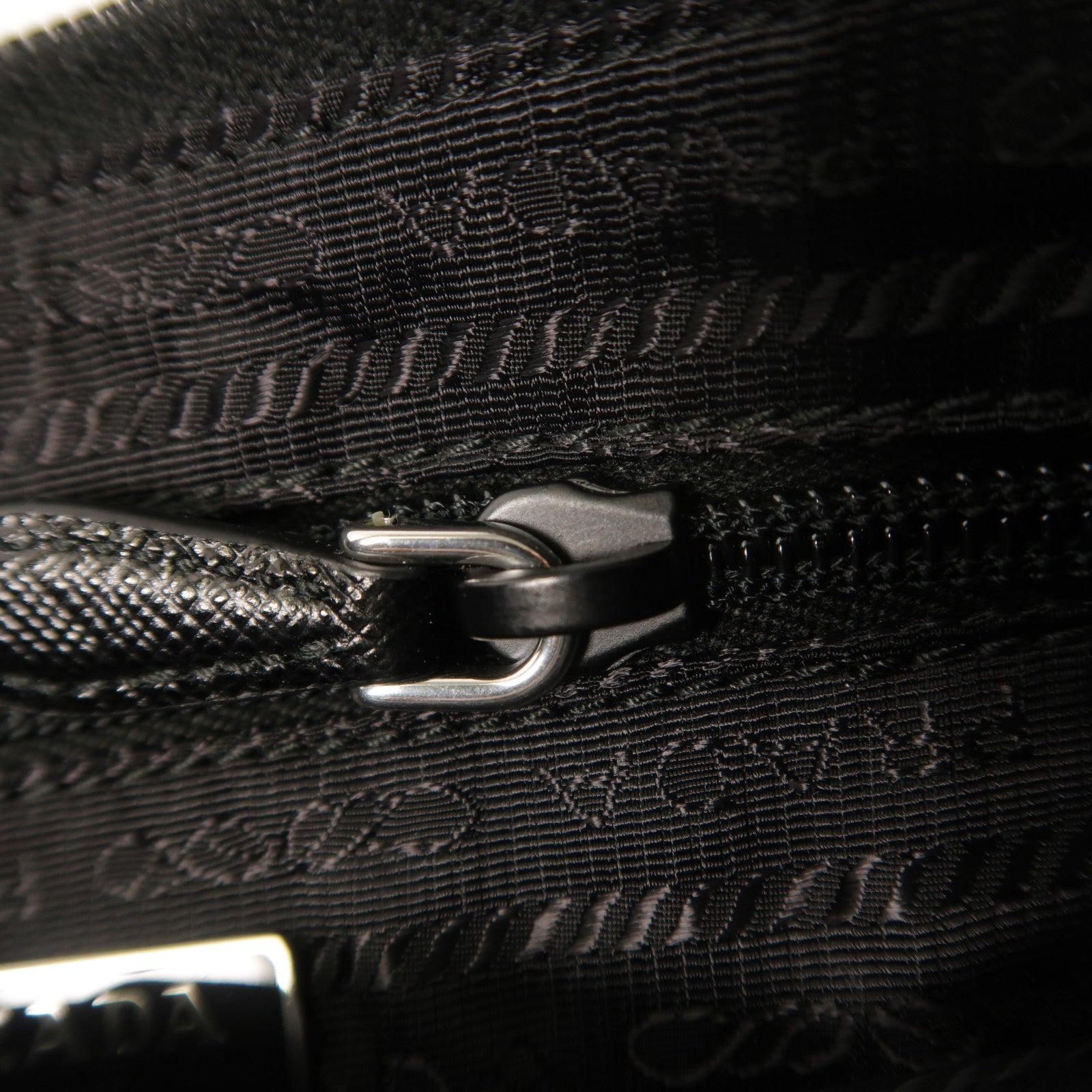 PRADA 尼龍Shoulder Bag肩背袋