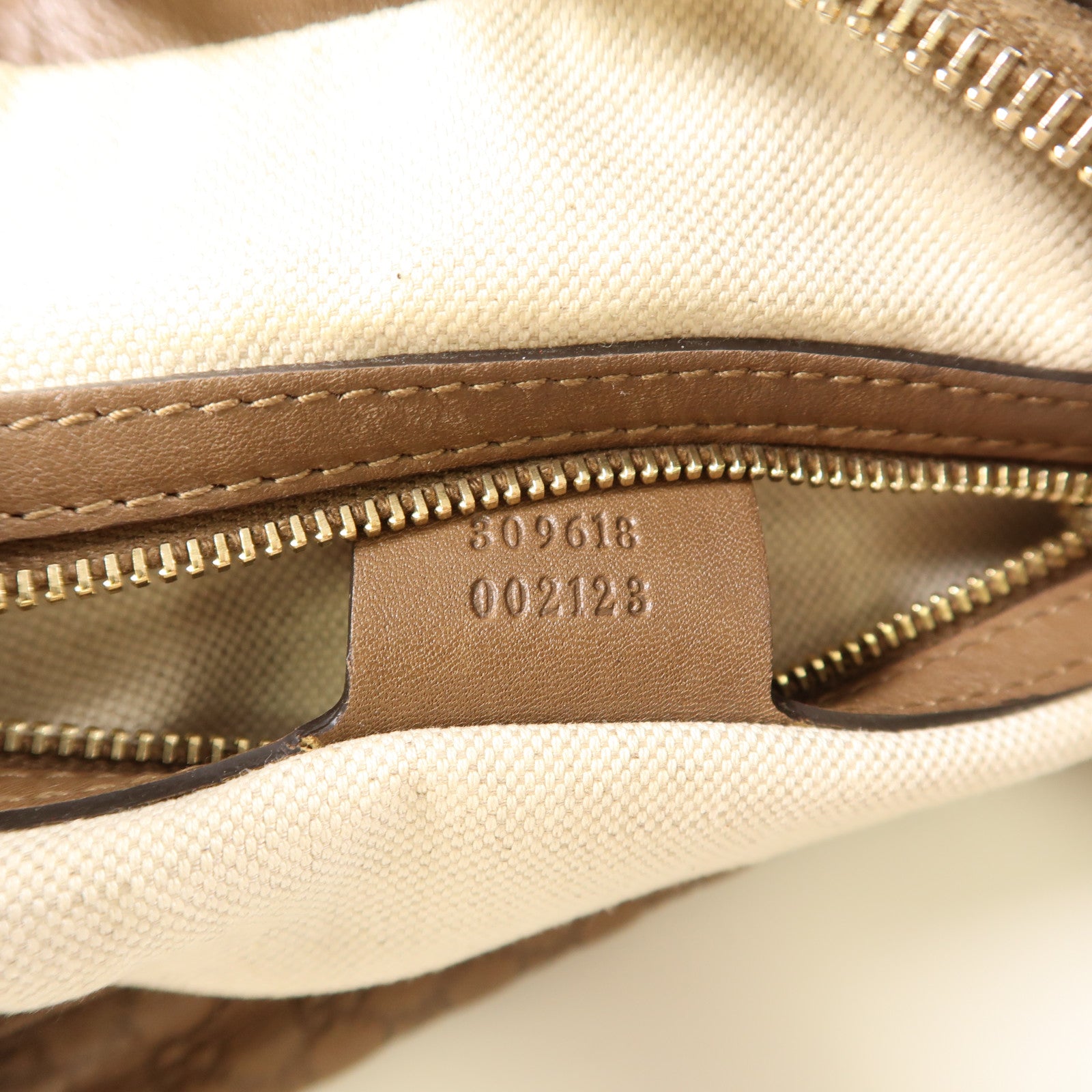 GUCCI GG SHW Shoulder Bag 309618 Calfskin Leather Brown