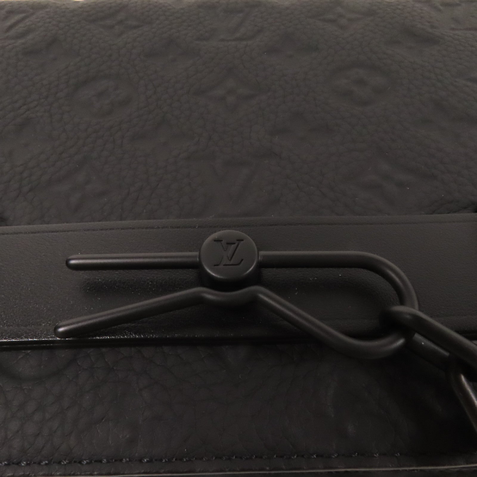 LOUIS VUITTON Monogram Taurillon Steamer Messenger肩背袋