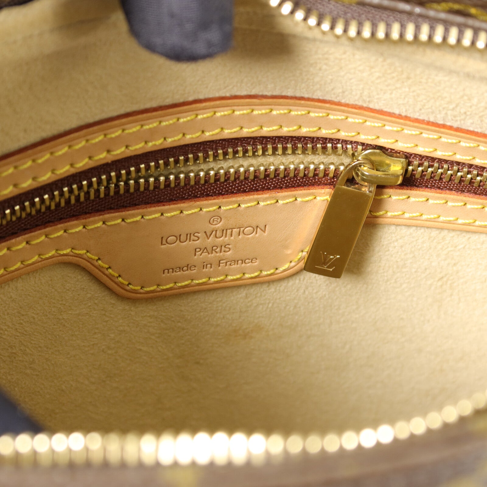 LOUIS VUITTON Monogram Looping MM肩背袋