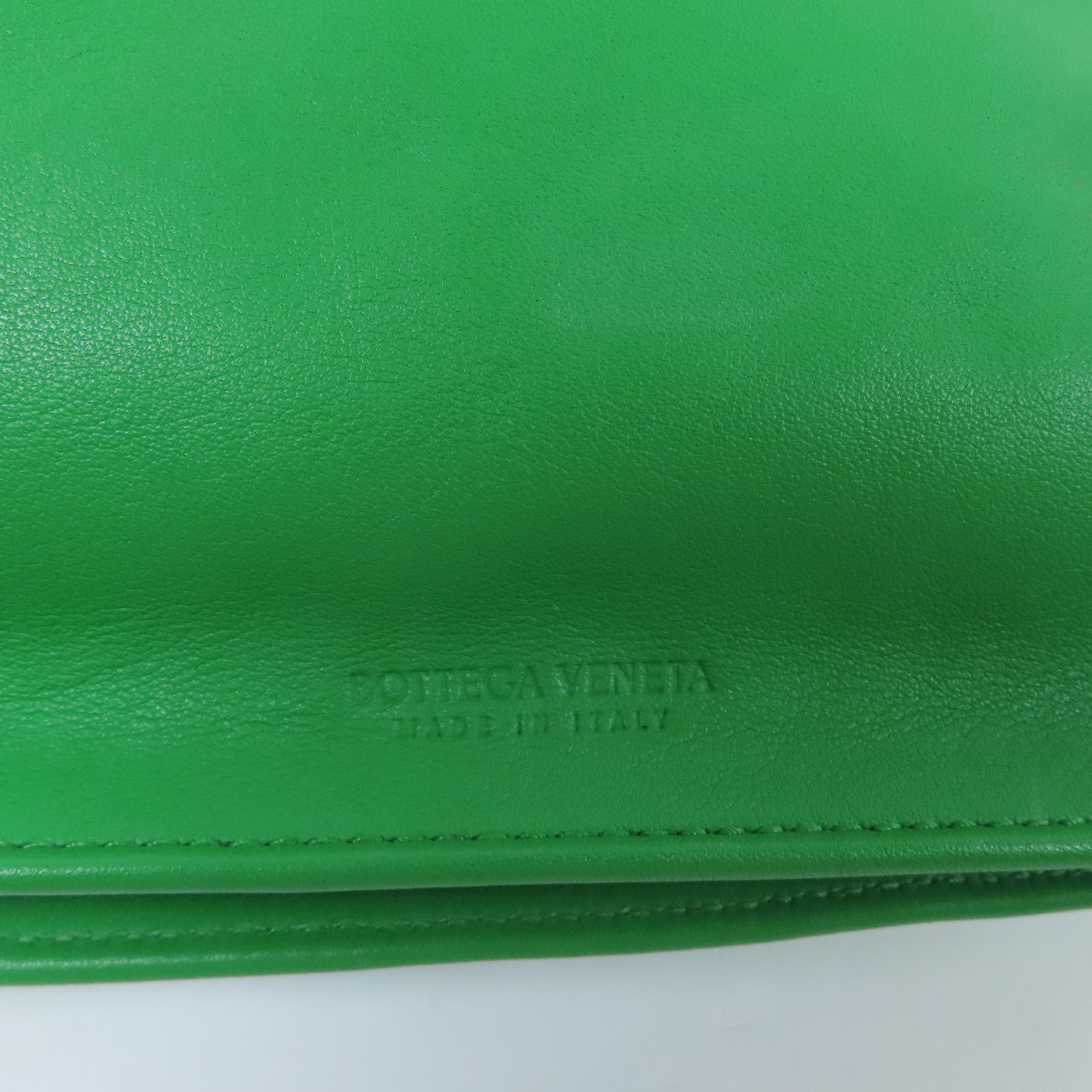 BOTTEGA VENETA 牛皮皮革Twist Mini金扣手挽袋