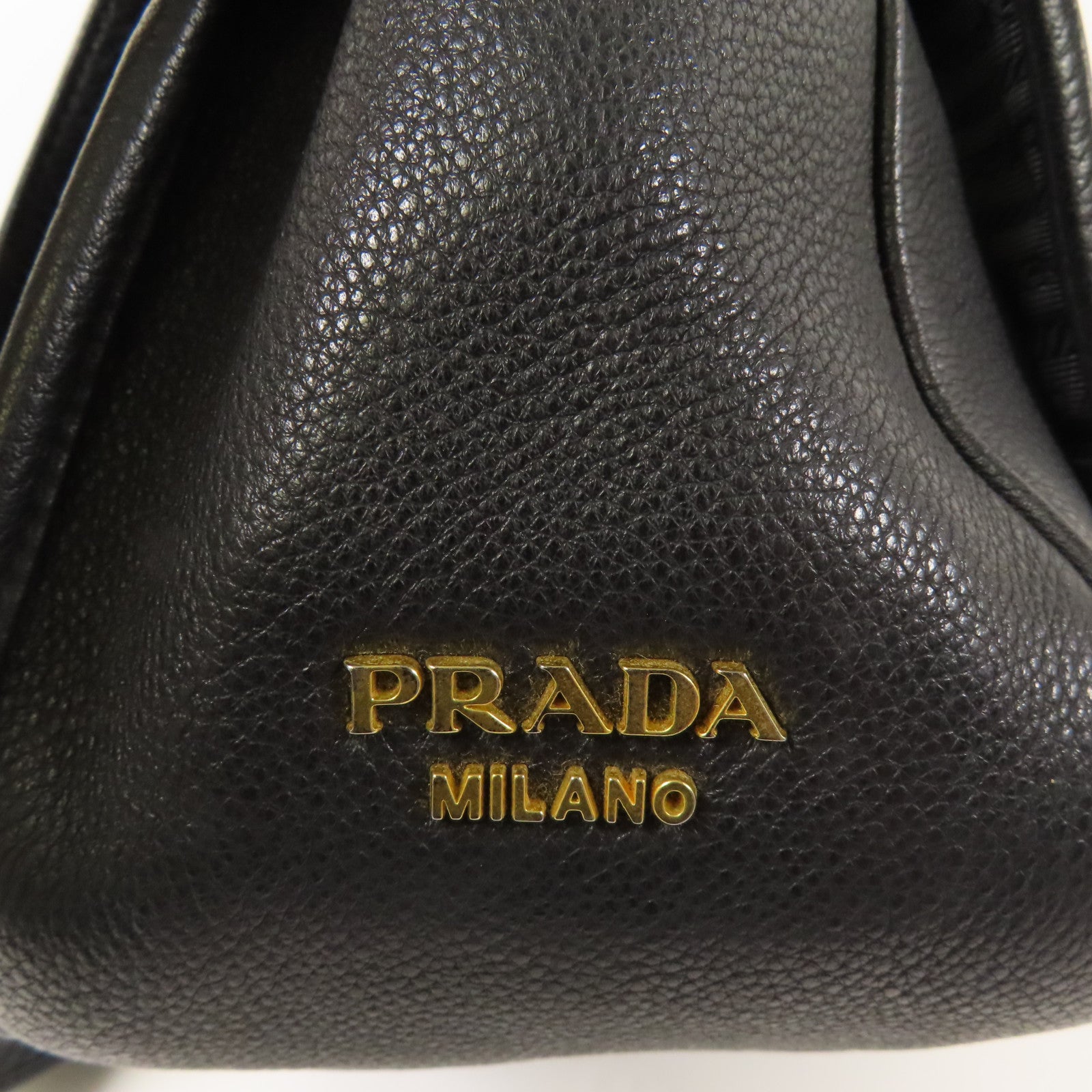 PRADA 牛皮皮革Shoulder Bag 金扣肩背袋