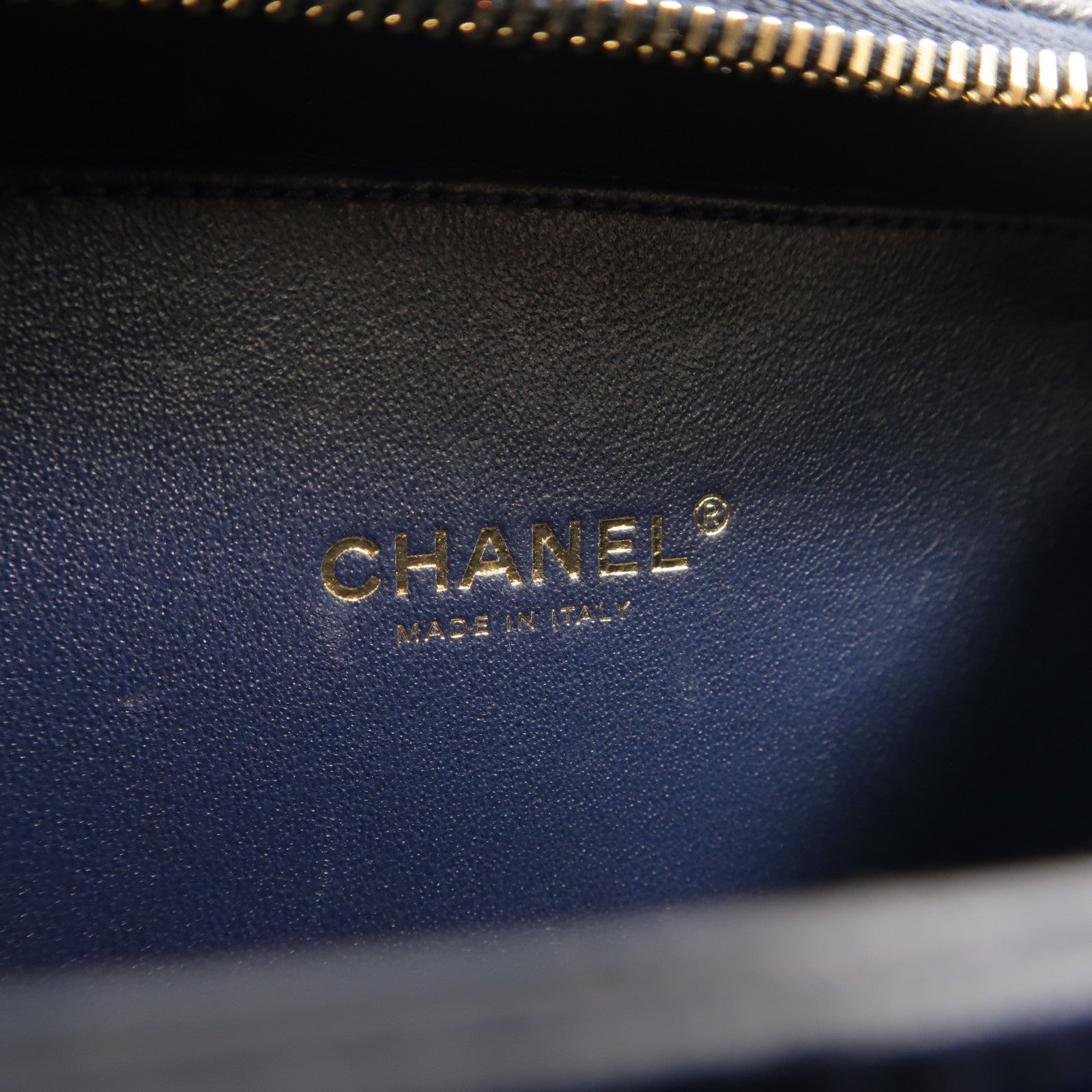 CHANEL 牛皮皮革Filigree Vanity Case鏈帶手挽肩背兩用袋