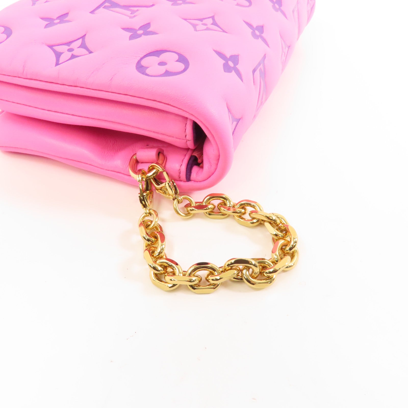 LOUIS VUITTON 羊皮皮革Pochette Coussin金扣鏈帶肩背袋粉紅色