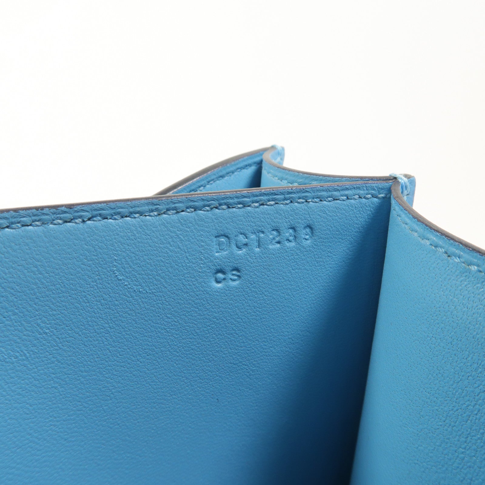 HERMES Epsom皮革Constance 24肩背袋Bleu Du Nord/Rouge de Coeur