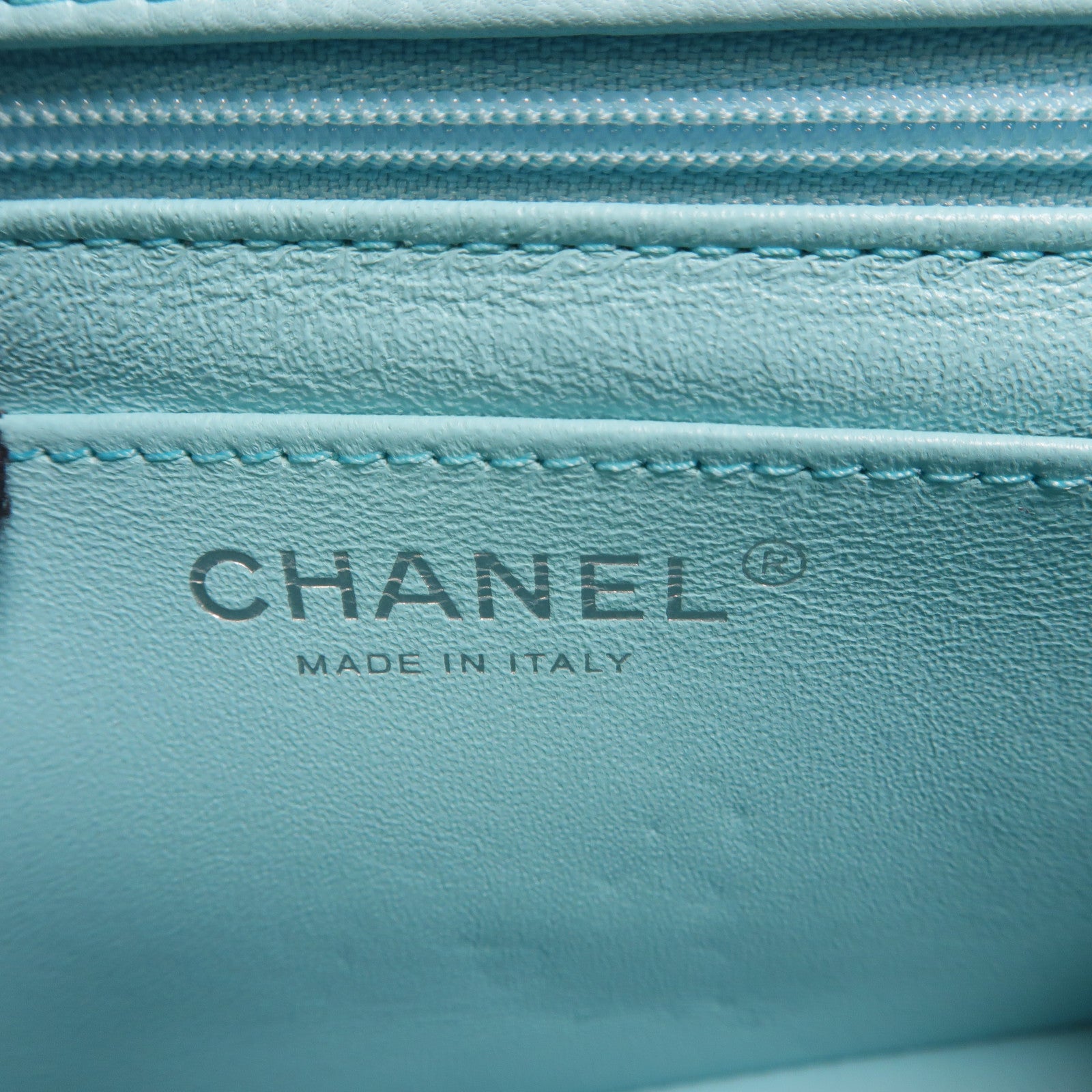 CHANEL 羊皮皮革Mini Classic 17鏈帶肩背袋