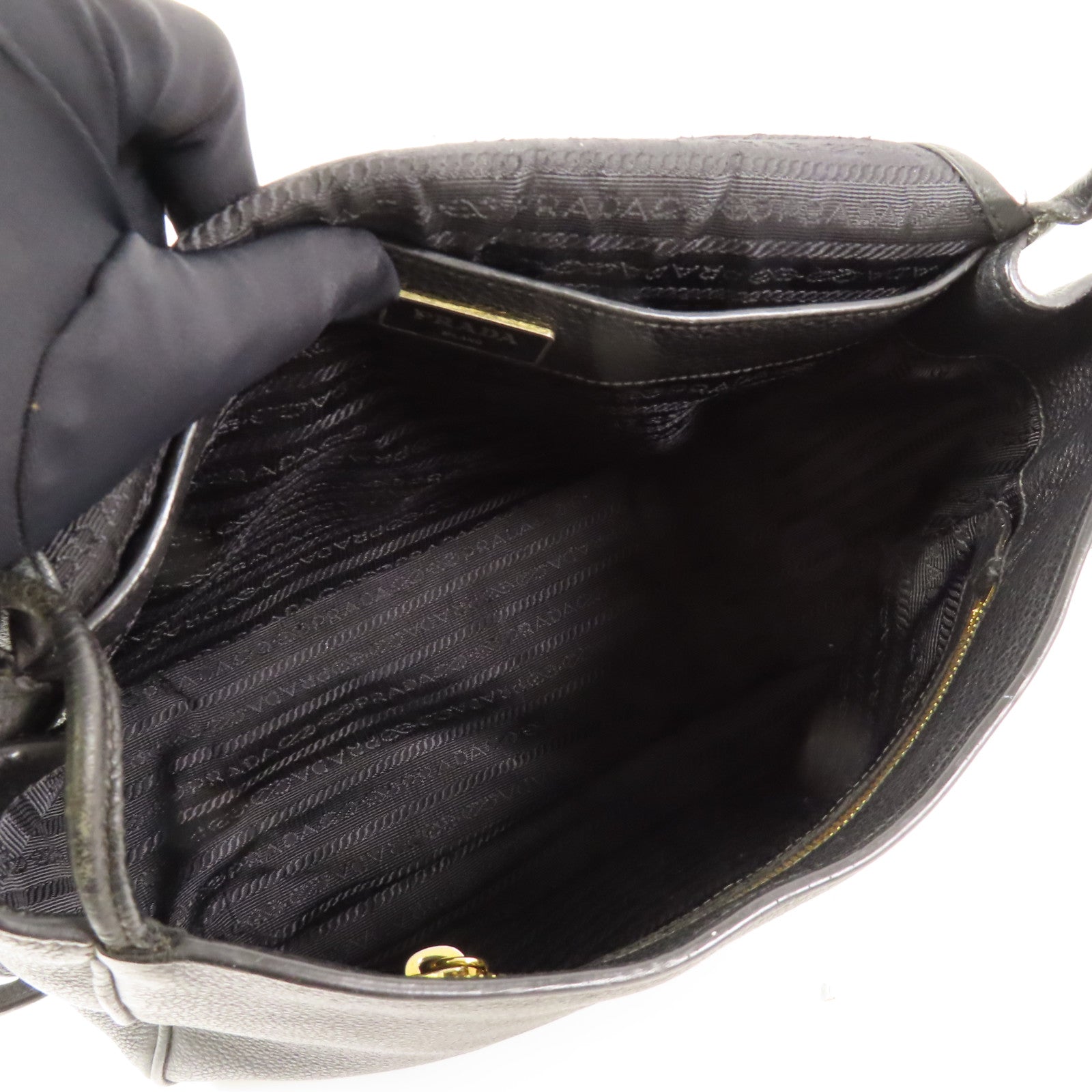 PRADA 牛皮皮革Shoulder Bag 金扣肩背袋