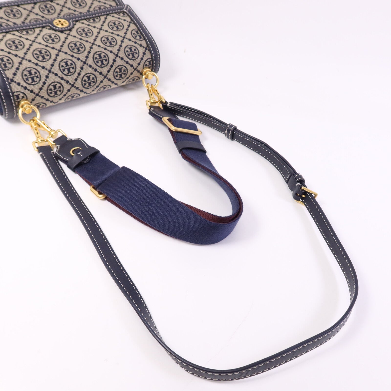 Tory Burch 帆布T Monogram Chain Shoulder金扣肩背袋