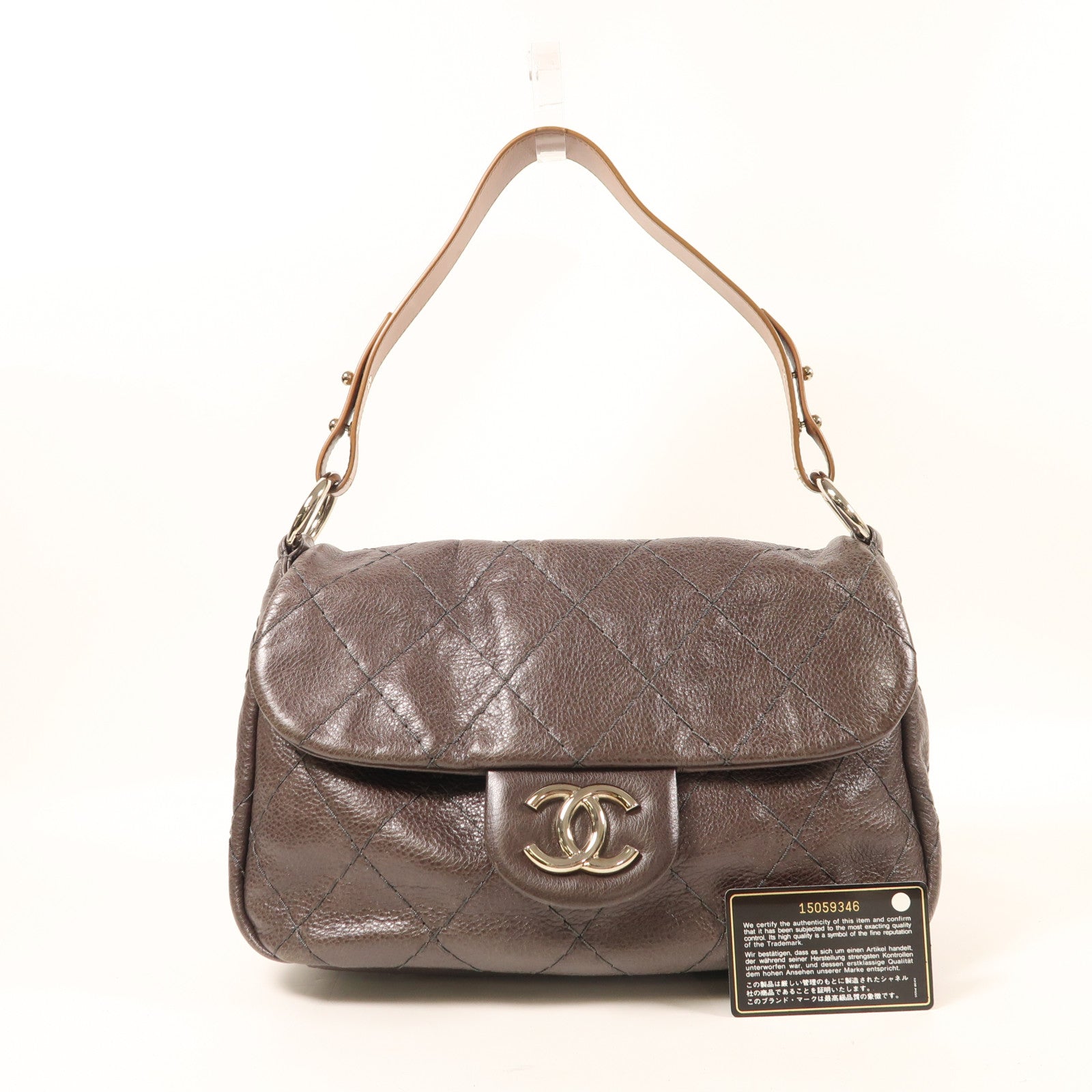 CHANEL 牛皮皮革Shoulder Bag銀扣肩背袋