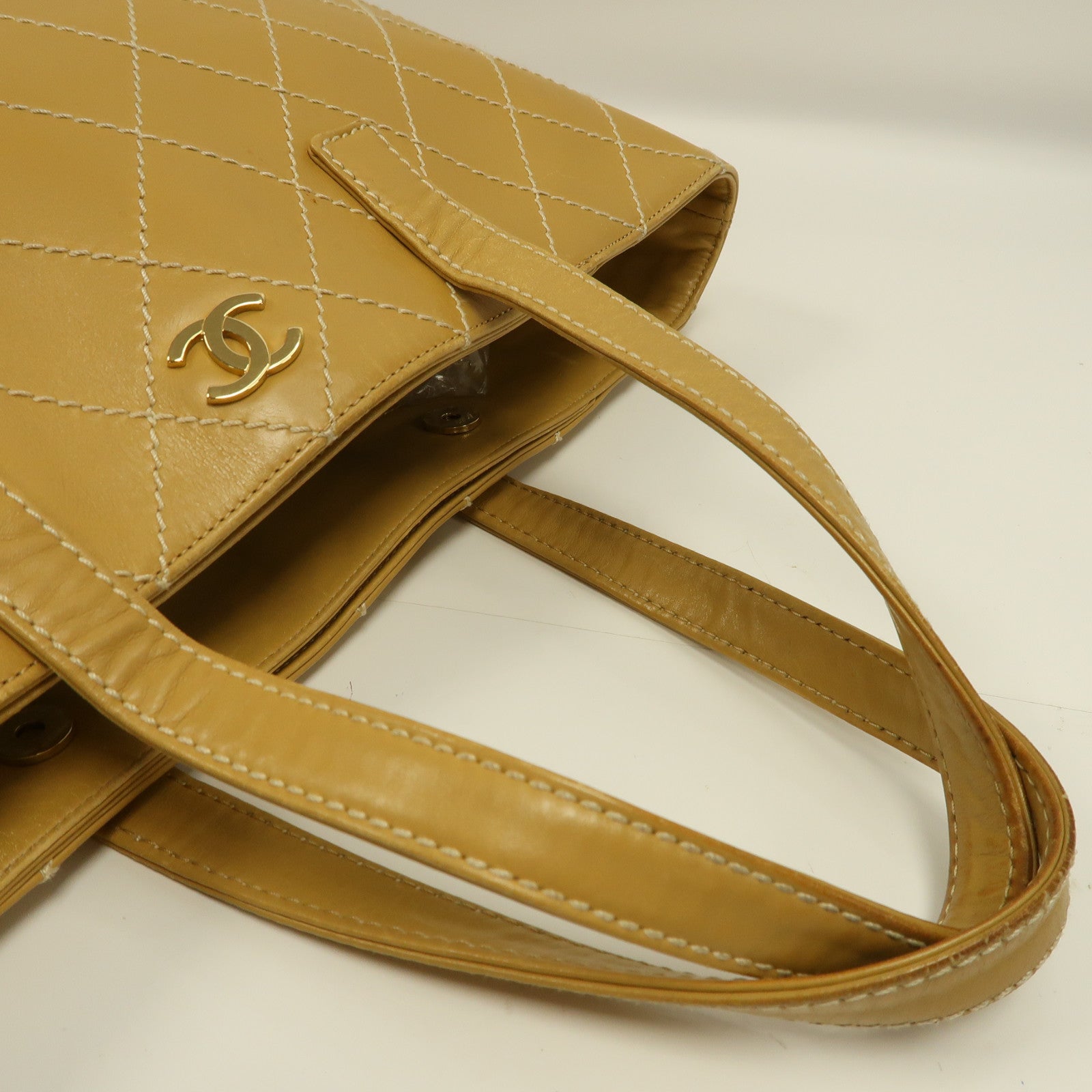 CHANEL 【激減優惠】菱格牛皮皮革Handbag金扣手挽袋啡色