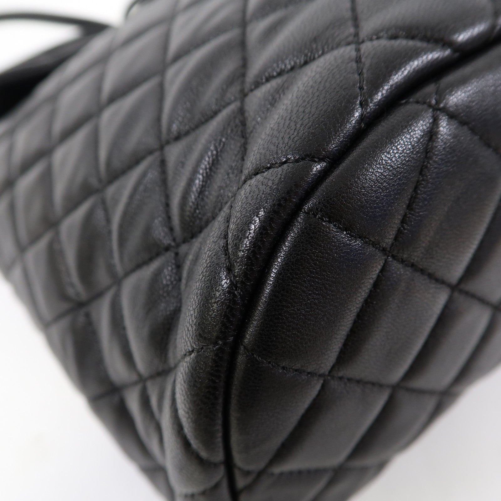 CHANEL 菱格牛皮皮革Backpack銀扣背包黑色