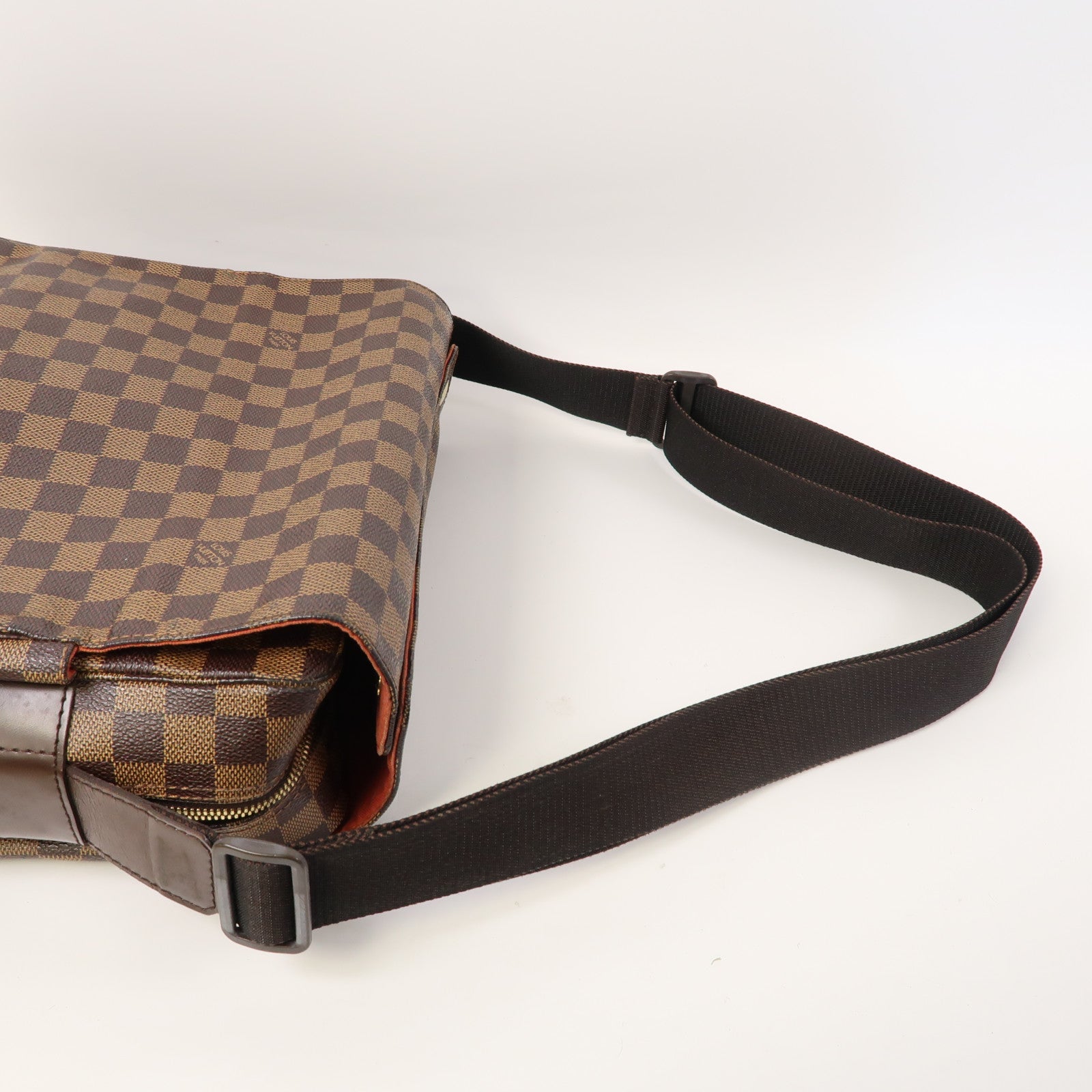 LOUIS VUITTON 【激減優惠】Damier Ebene Naviglio金扣肩背袋啡色