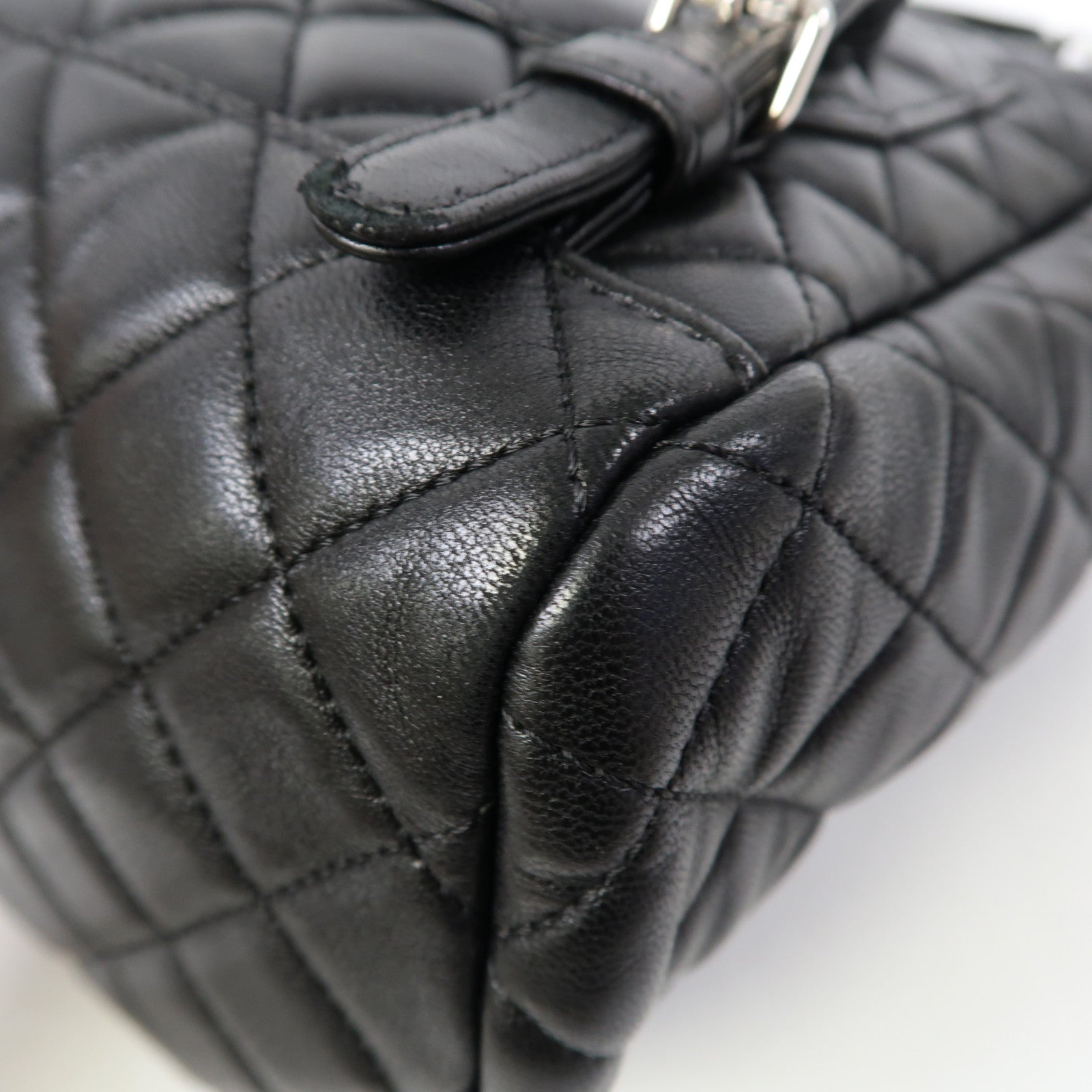 CHANEL 菱格牛皮皮革Backpack銀扣背包黑色
