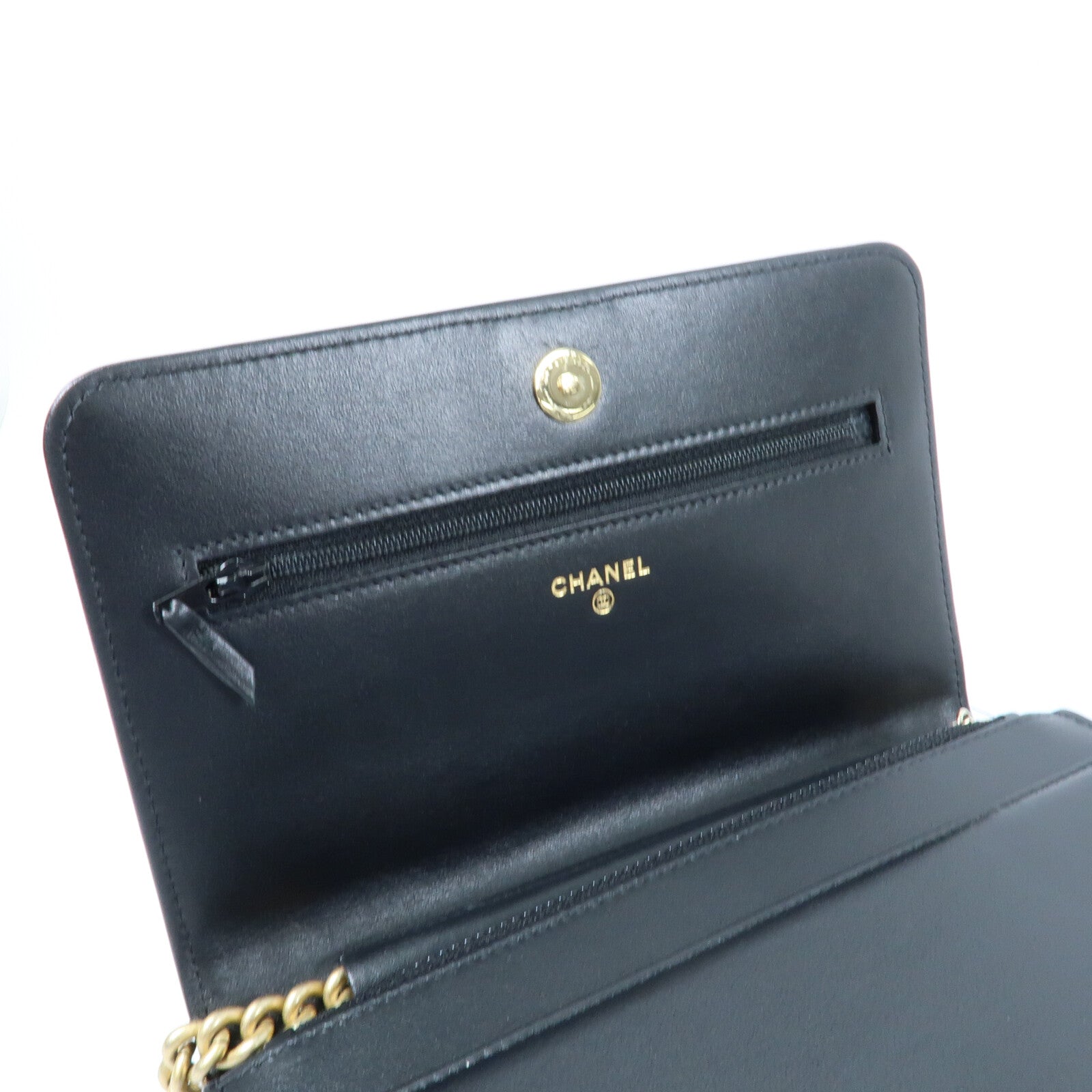 CHANEL 牛皮皮革Boy Wallet On Chain金扣鏈帶肩背袋