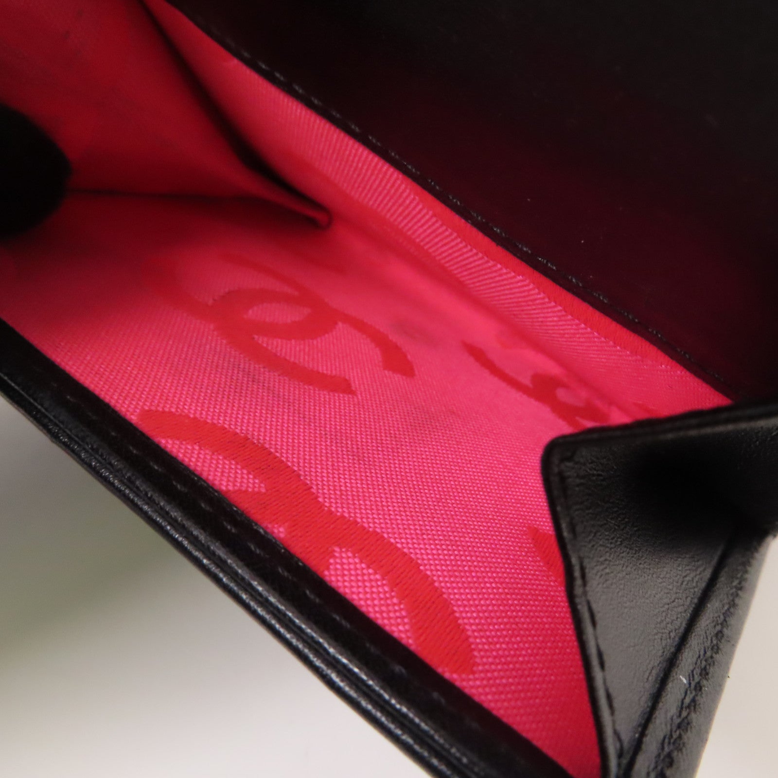 CHANEL 【激減優惠】牛皮皮革Cambon Compact Wallet錢包
