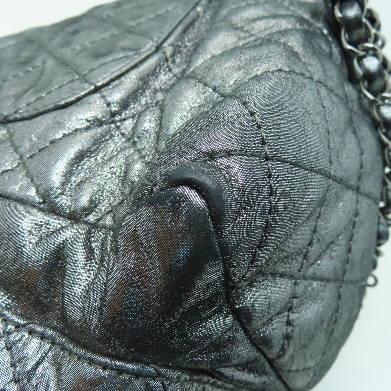CHANEL 菱格塗層帆布Rucksack銀扣鏈帶背包銀色