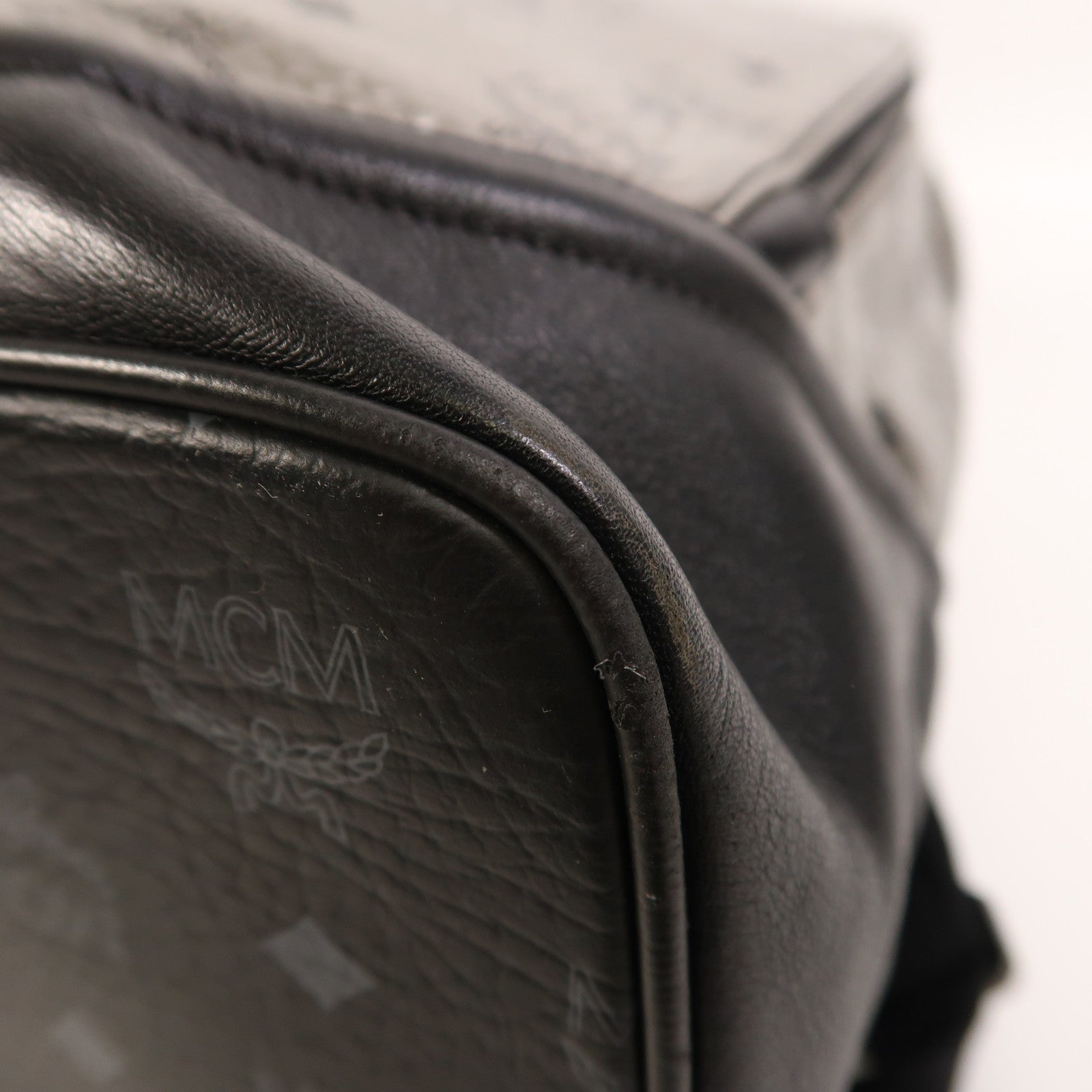 MCM 皮革Backpack銀扣背包