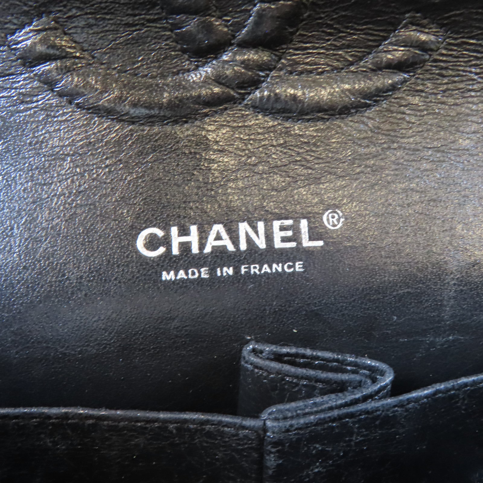 CHANEL 【激減優惠】菱格Caviar皮革Classic 25cm銀扣鏈帶肩背袋黒色