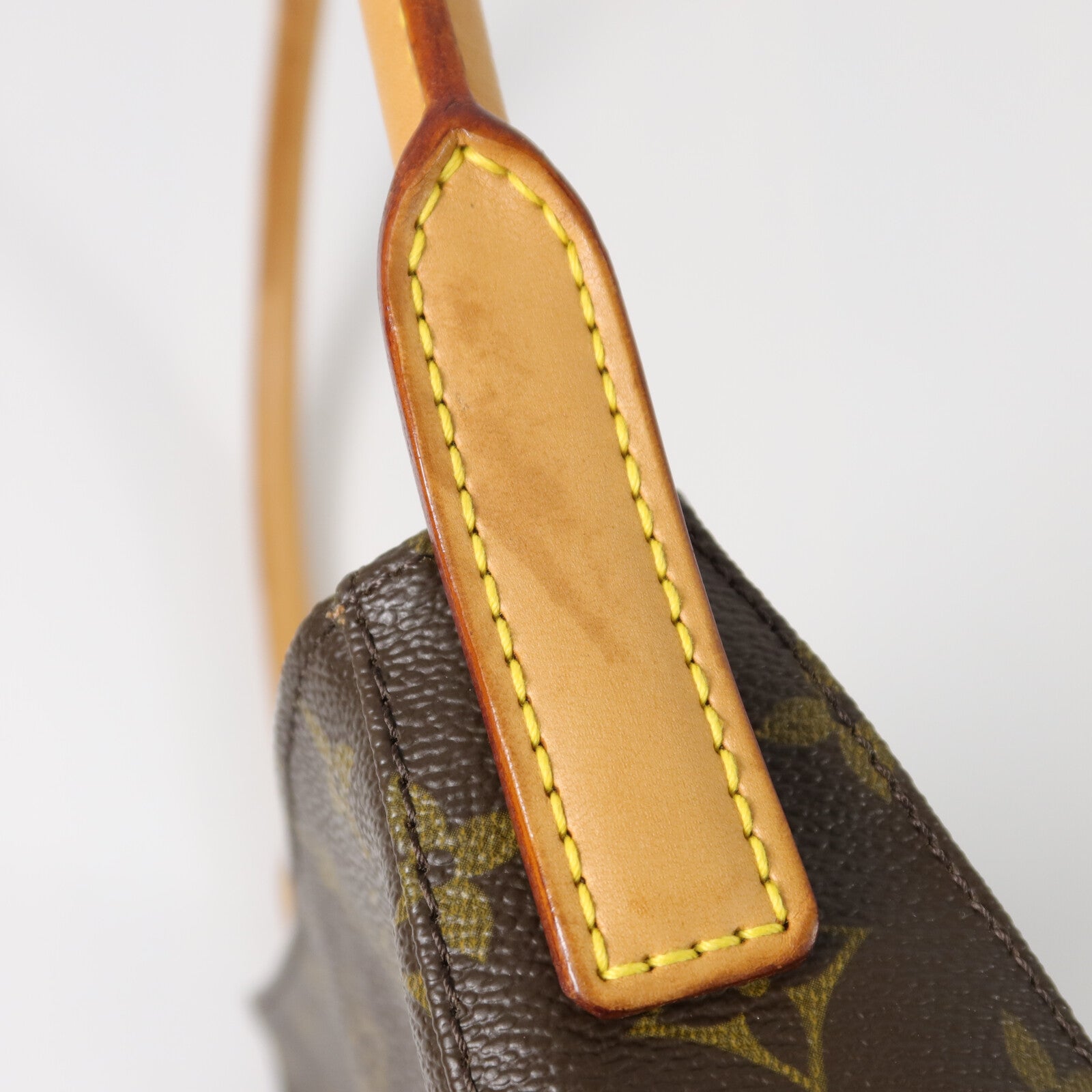 LOUIS VUITTON Monogram Looping MM肩背袋