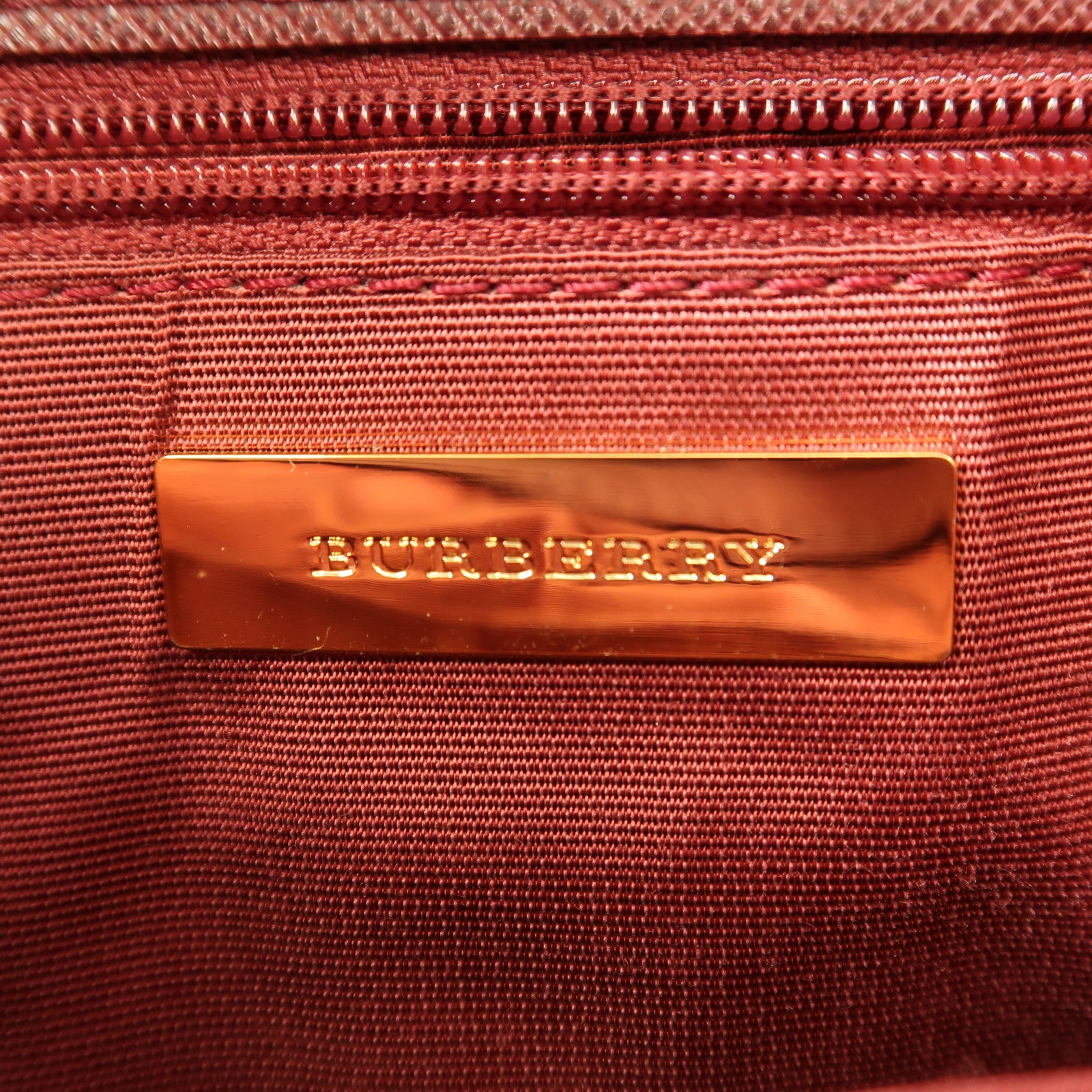 BURBERRY 帆布Shoulder Bag金扣肩背袋