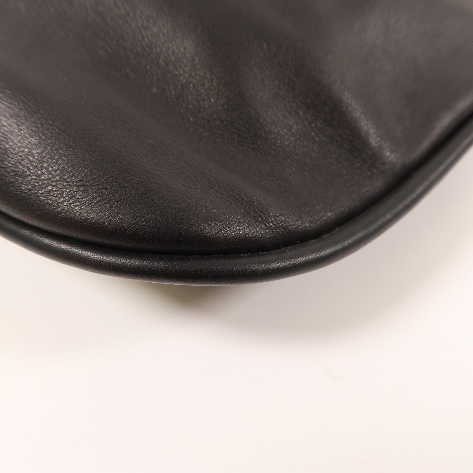 GUCCI GG GHW Shoulder Bag 001.4034 Calfskin Leather Black