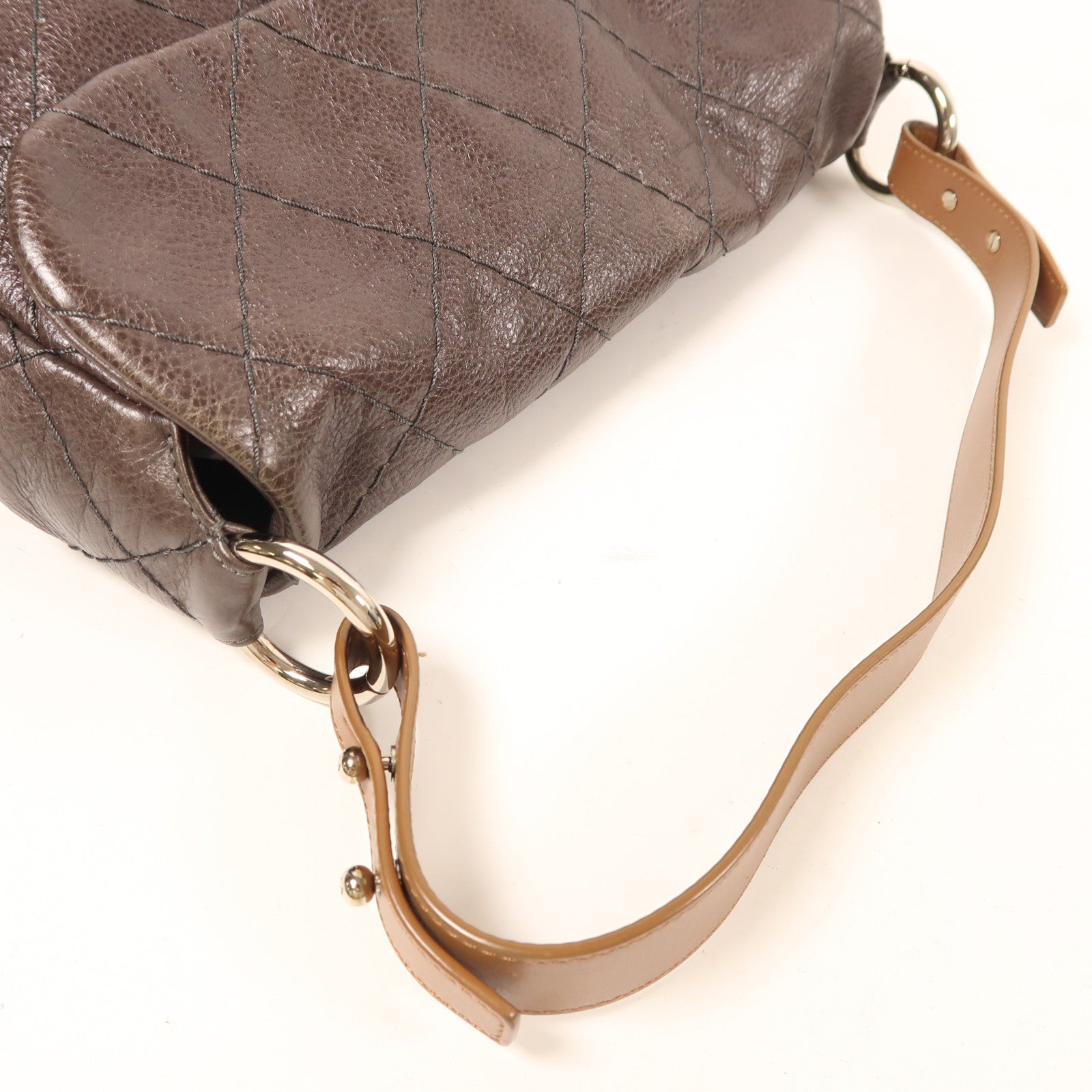 CHANEL 牛皮皮革Shoulder Bag銀扣肩背袋