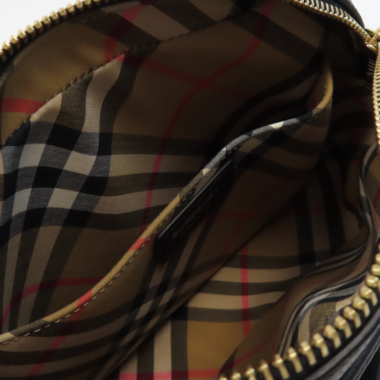 BURBERRY 牛皮皮革Smau Camera Bag金扣肩背袋黑色