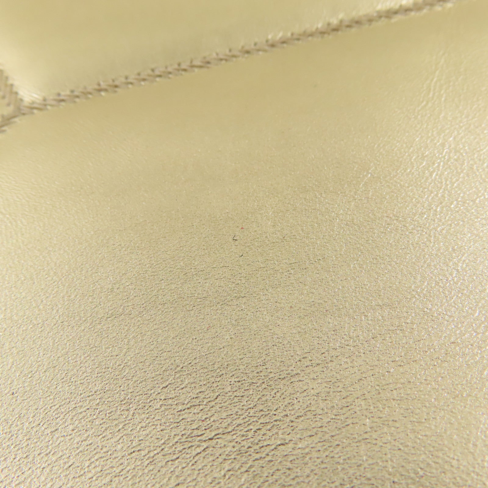 BVLGARI 【激減優惠】牛皮皮革Clutch Bag金扣手拿包