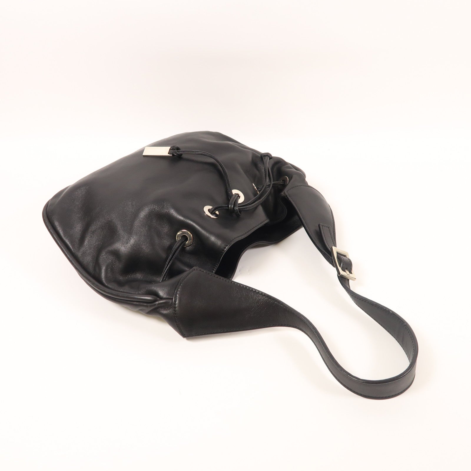 GUCCI GG GHW Shoulder Bag 001.4034 Calfskin Leather Black