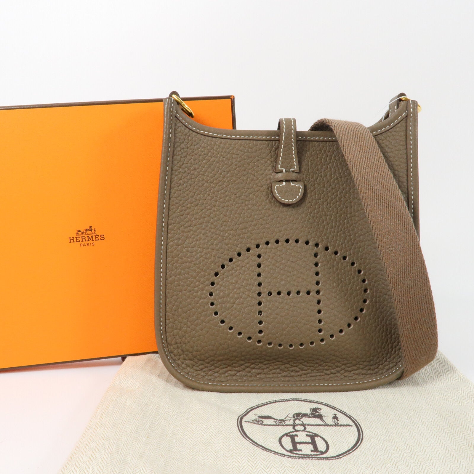 HERMES Clemence皮革Evelyne TPM金扣肩背袋Etoupe