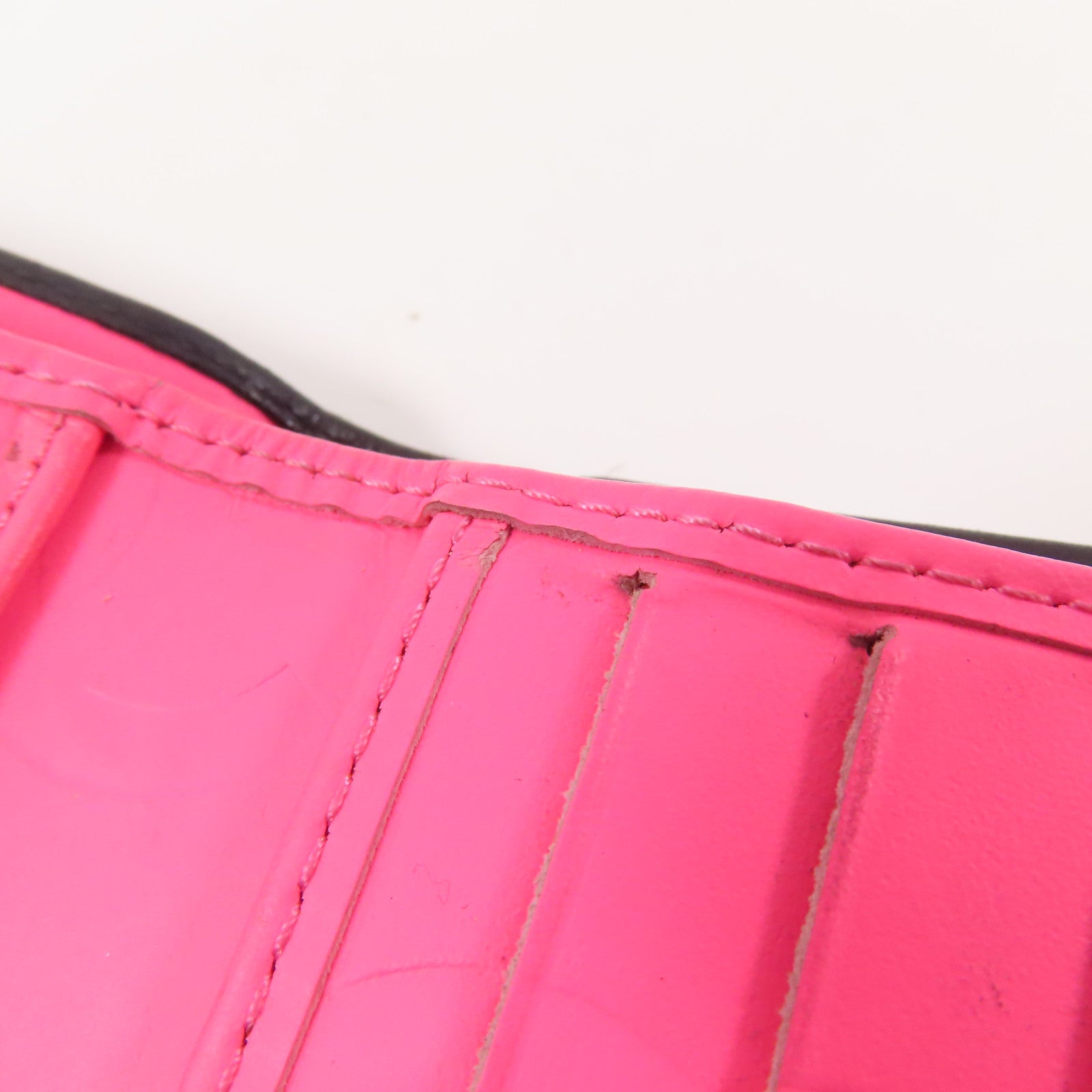 CHANEL 【激減優惠】牛皮皮革Cambon Compact Wallet錢包