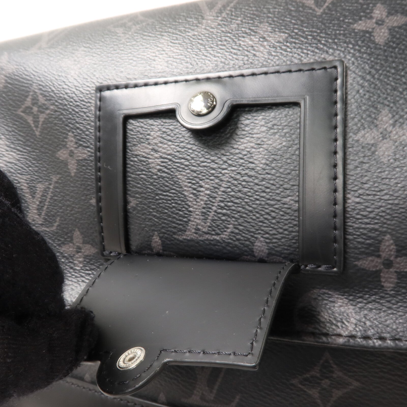 LOUIS VUITTON 【激減優惠】Monogram Eclipse Messenger PM Voyager肩背袋