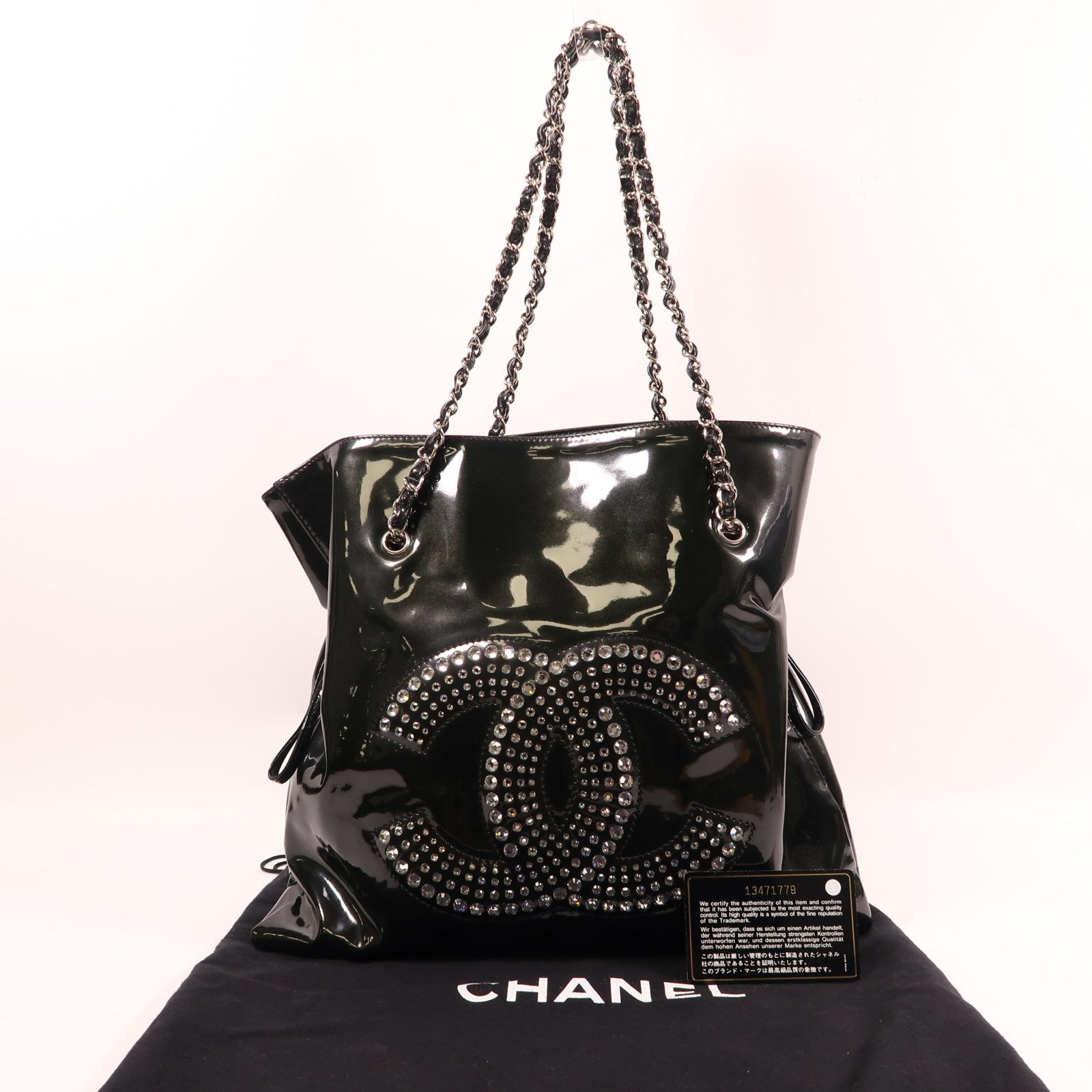 CHANEL 漆皮皮革Chain Shoulder銀扣肩背袋黑色