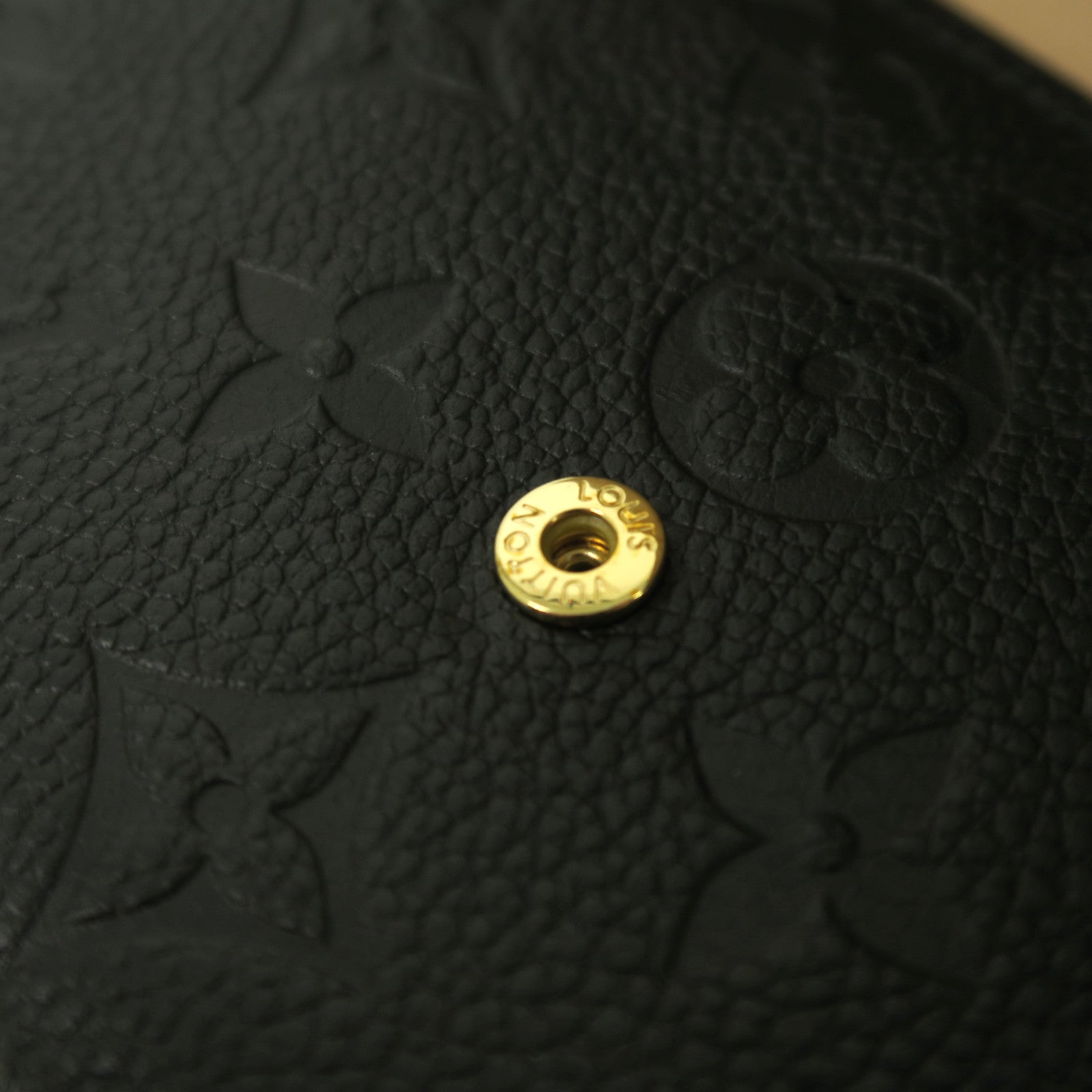 LOUIS VUITTON 【激減優惠】Monogram Empreinte Emilie金扣長錢包黑色