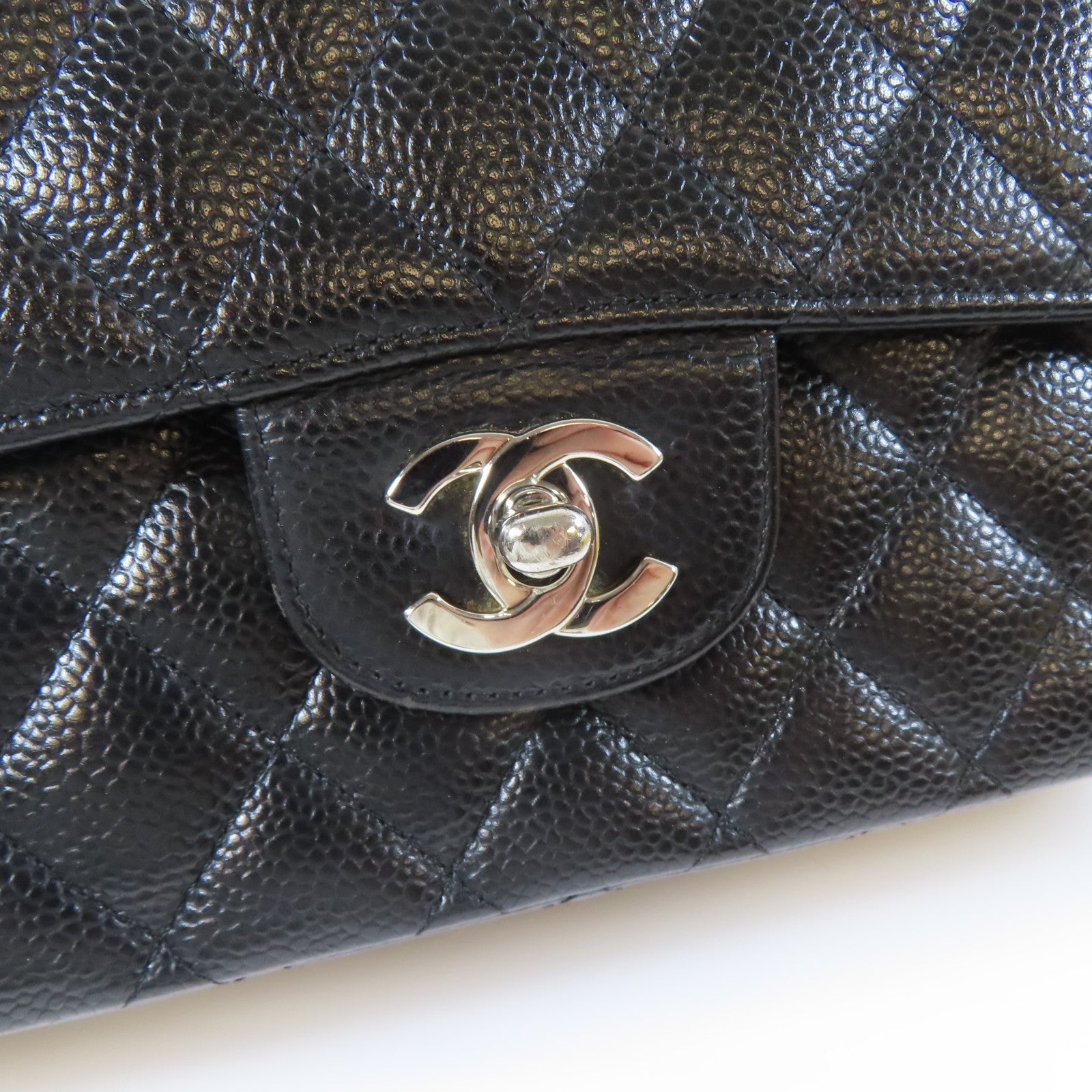 CHANEL 【激減優惠】菱格Caviar皮革Classic 25cm銀扣鏈帶肩背袋黒色