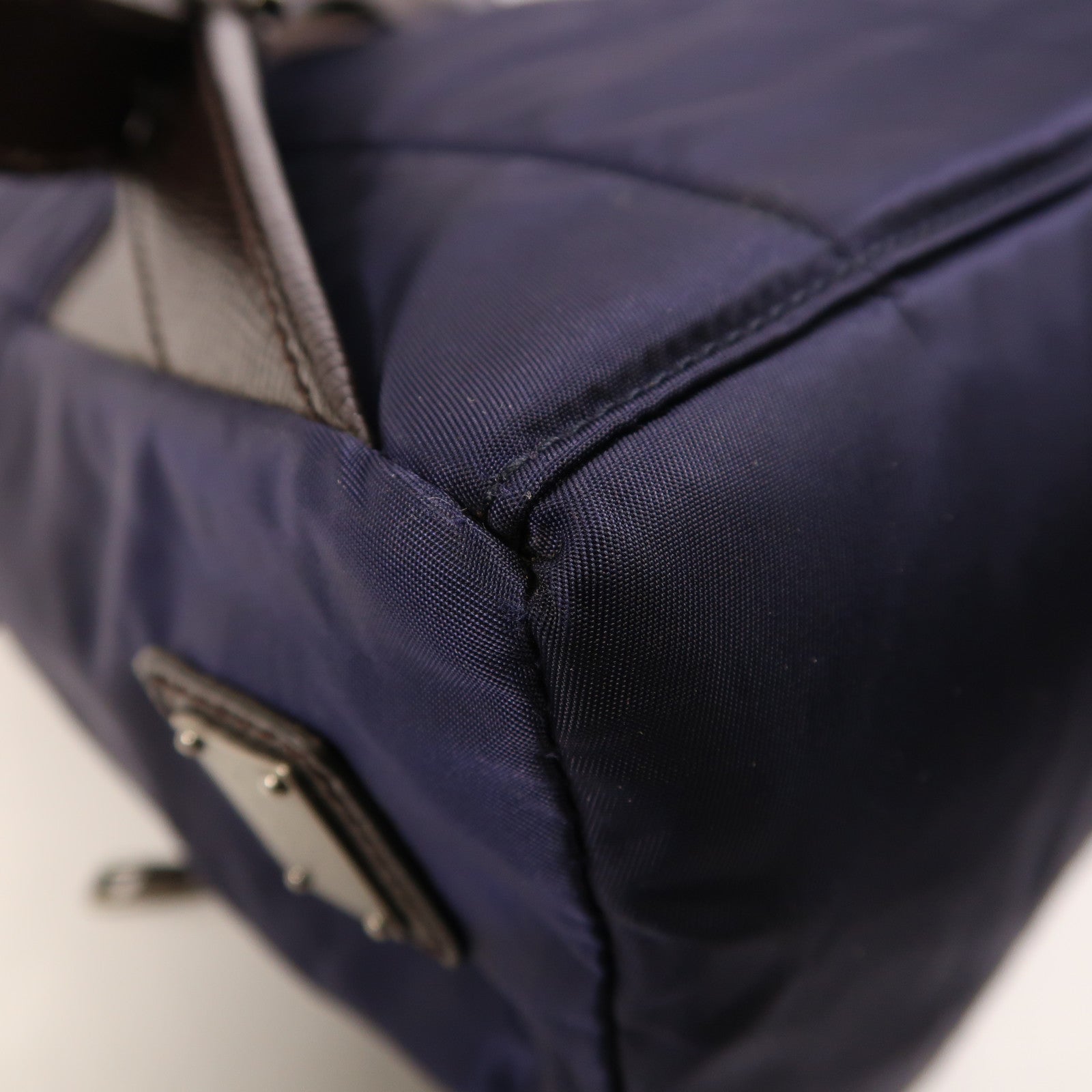 D&G 尼龍Backpack銀扣背包
