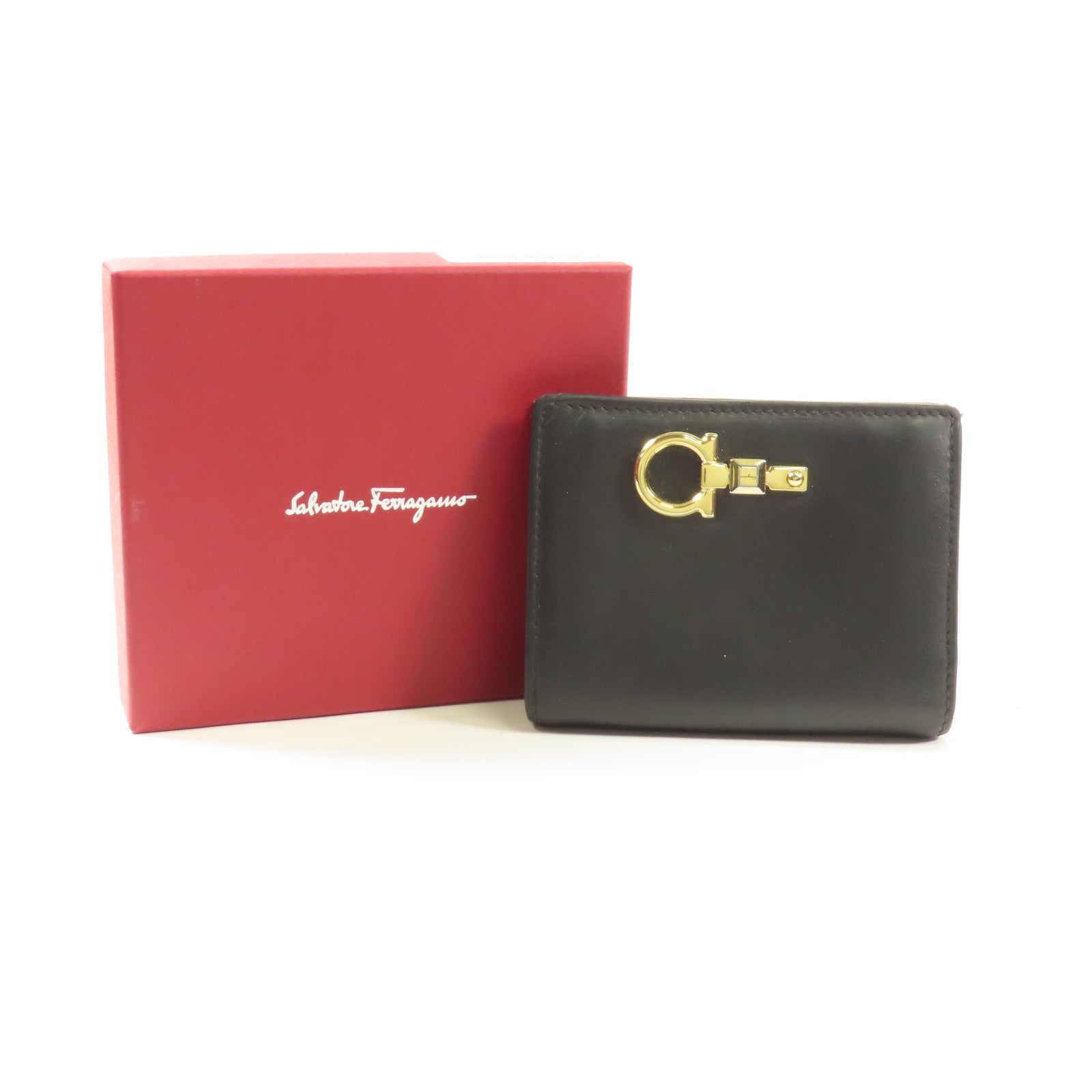 Salvatore Ferragamo 羊皮皮革Wallet金扣錢包