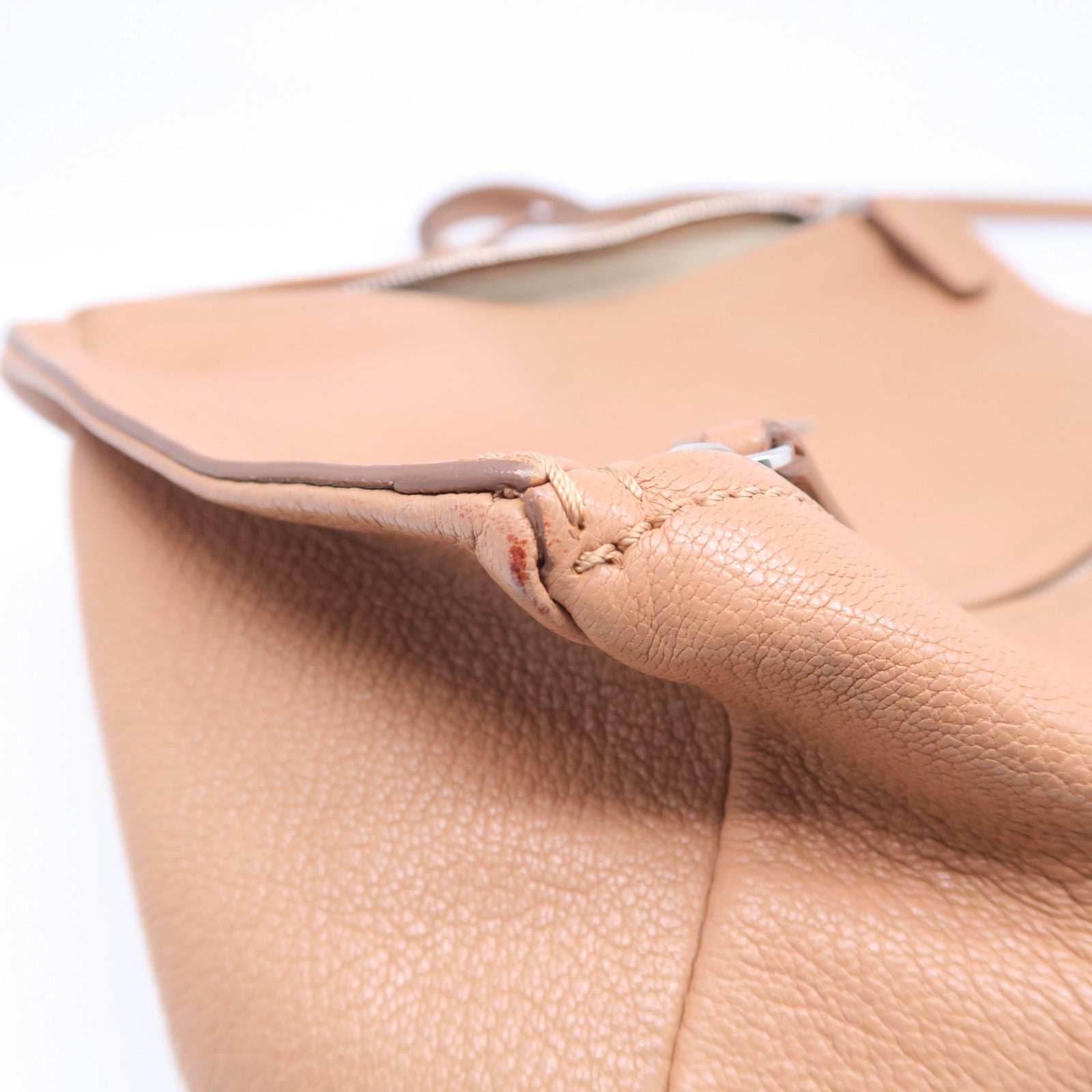 GIVENCHY 【激減優惠】牛皮皮革Shoulder Bag銀扣肩背袋杏色