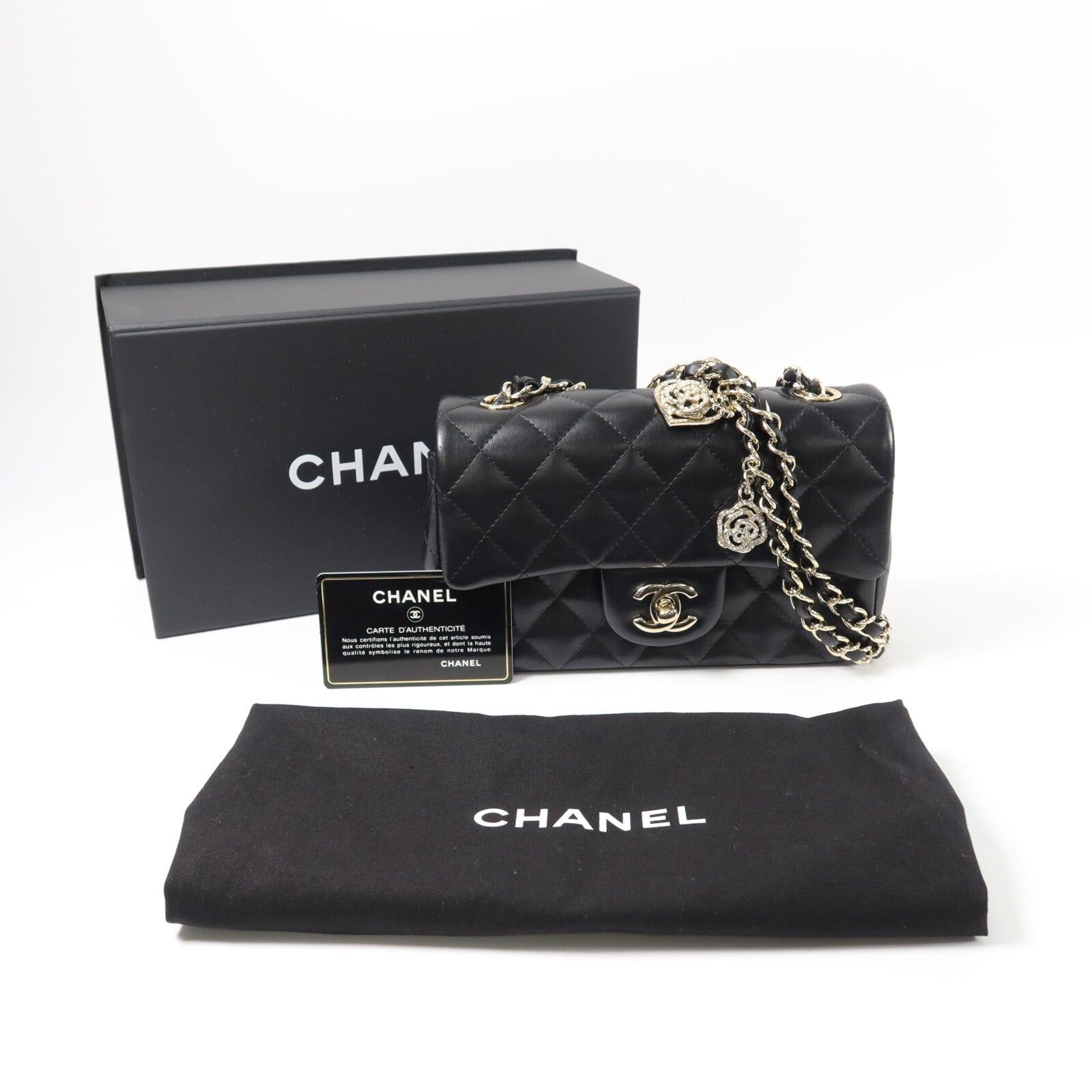 CHANEL 羊皮皮革Valentine Charms Mini Flap Bag鏈帶肩背袋