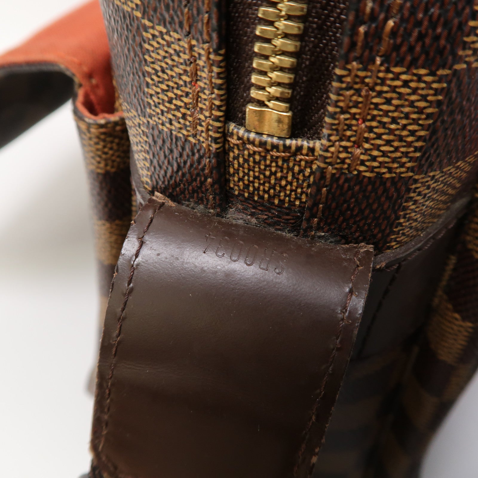 LOUIS VUITTON 【激減優惠】Damier Ebene Naviglio金扣肩背袋啡色