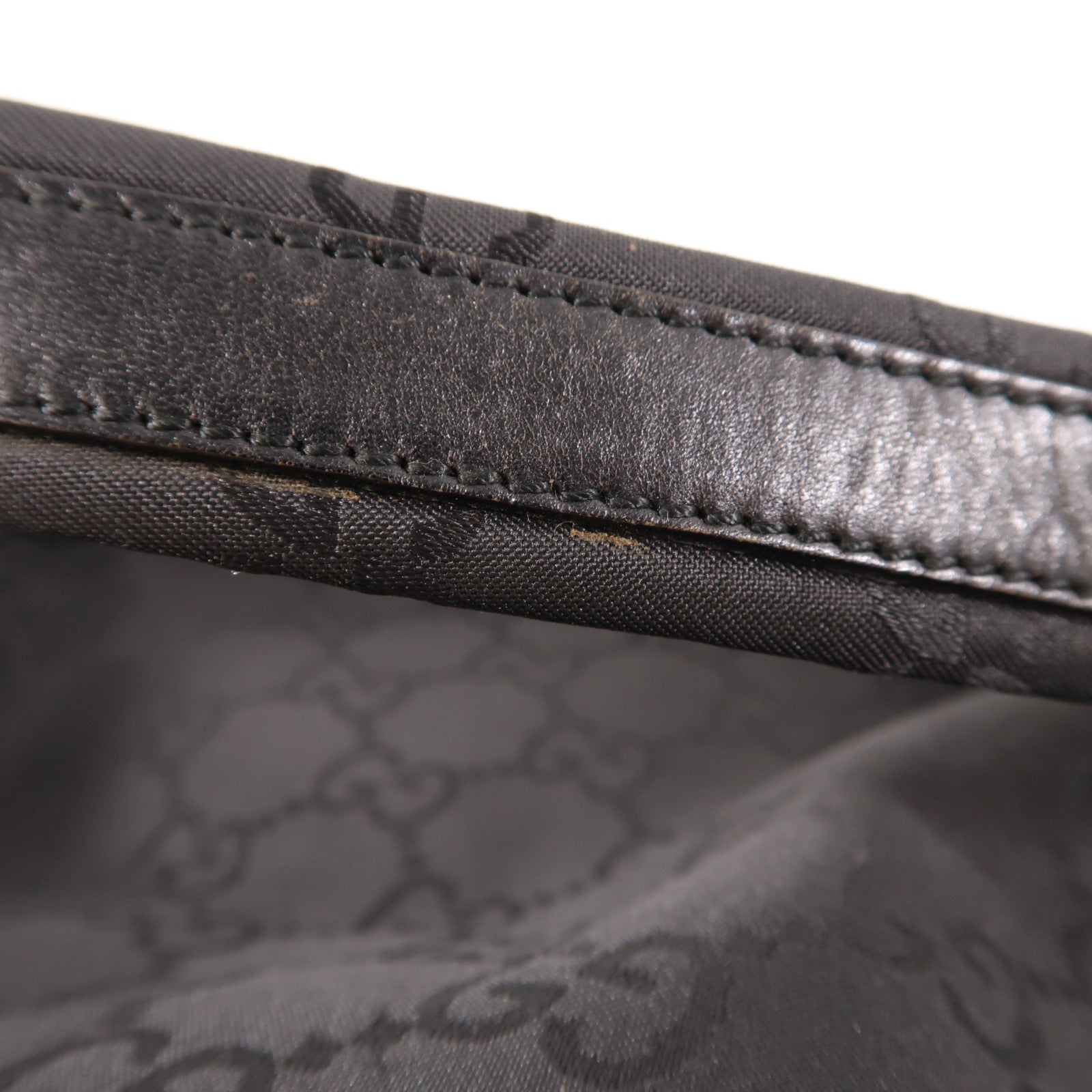 GUCCI 尼龍Shoulder Bag肩背袋黑色