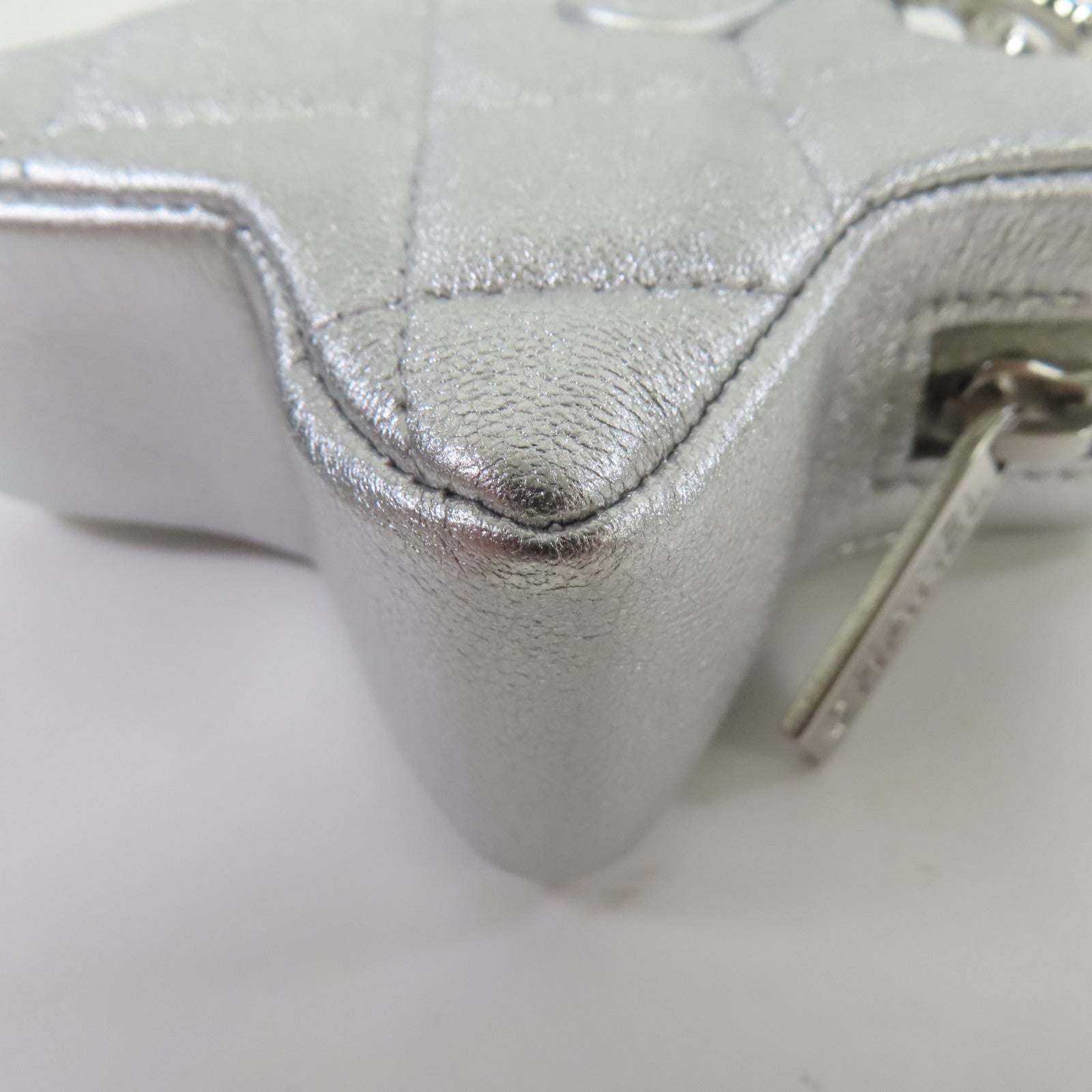 CHANEL 菱格羊皮皮革Star Coin Case銀扣零錢包銀色